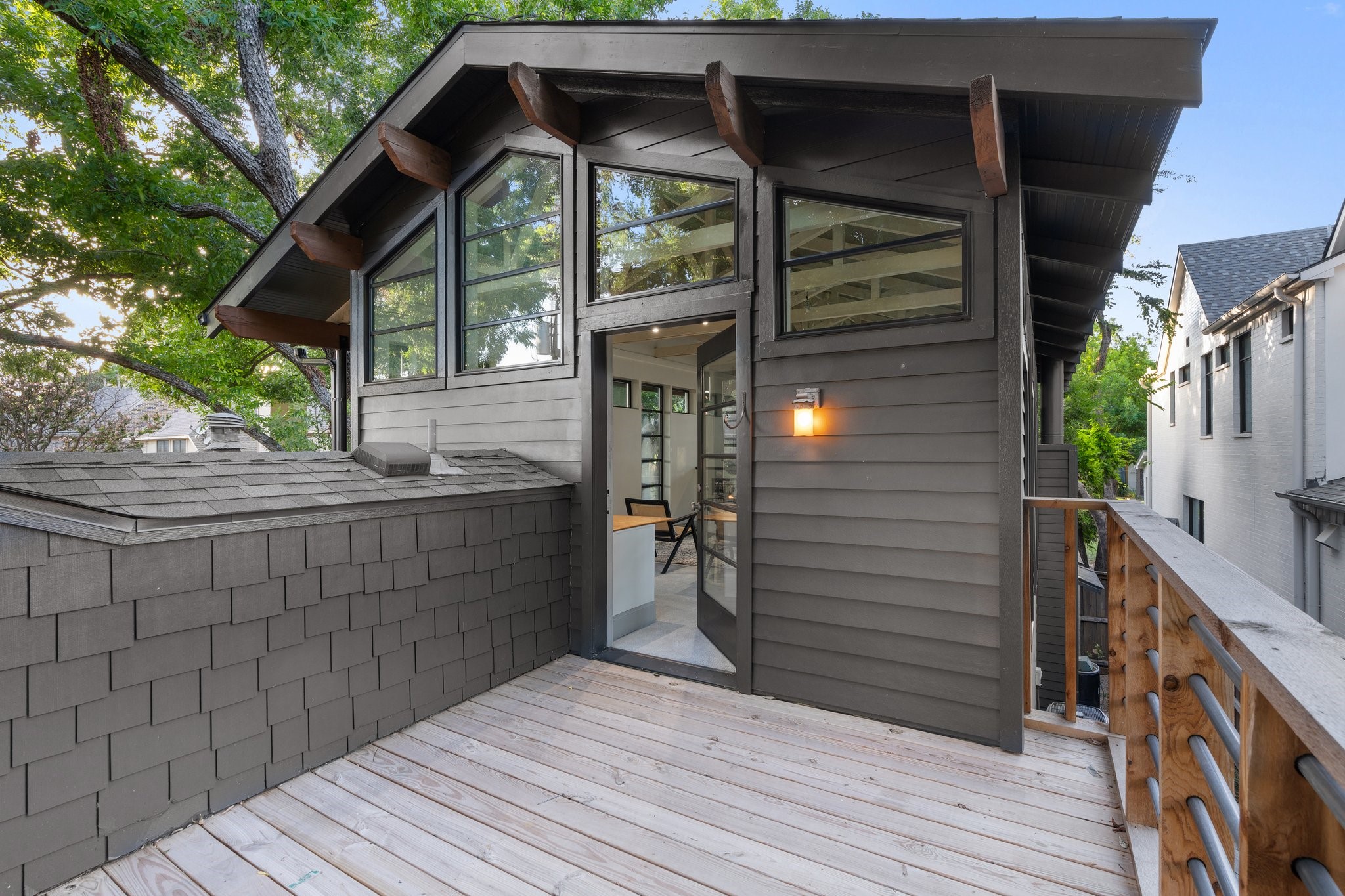 4818 W Hanover Avenue