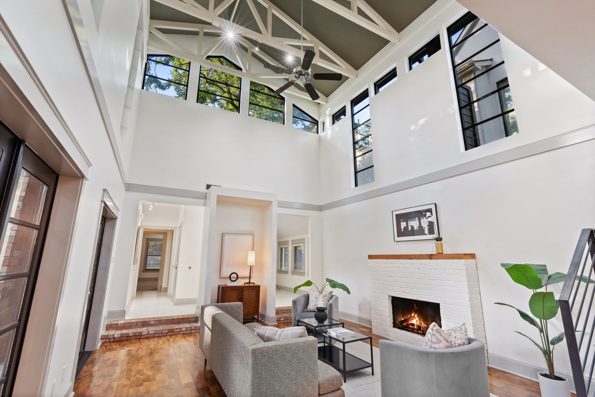 4818 W Hanover Avenue