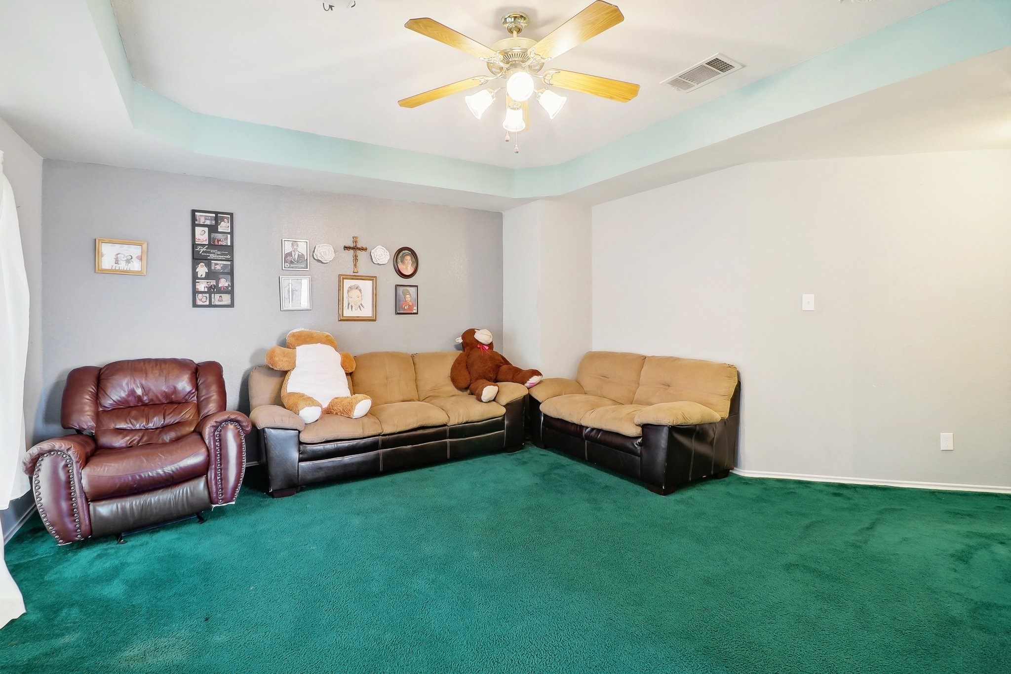 1211 Poplar Lane