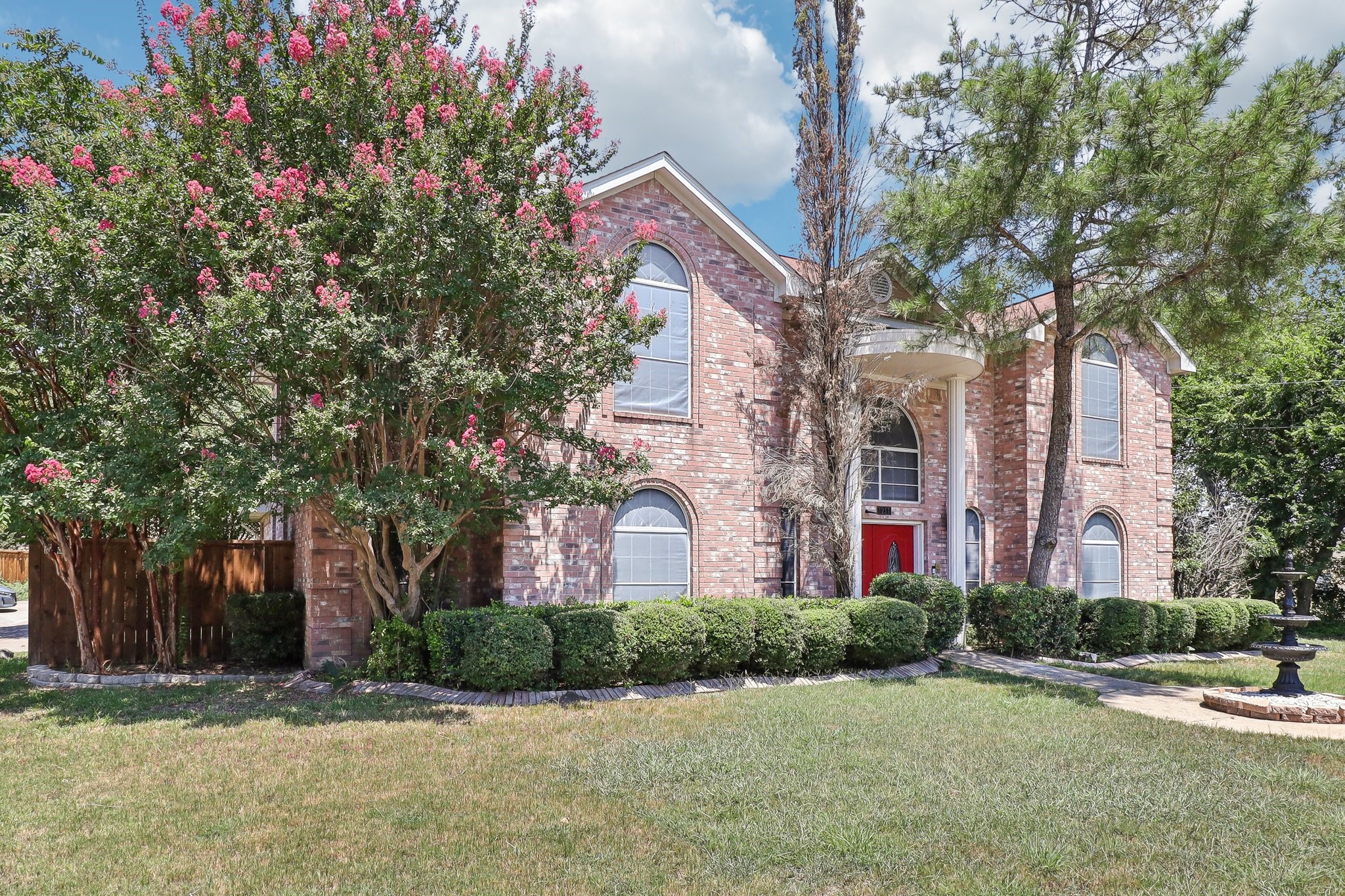 1211 Poplar Lane
