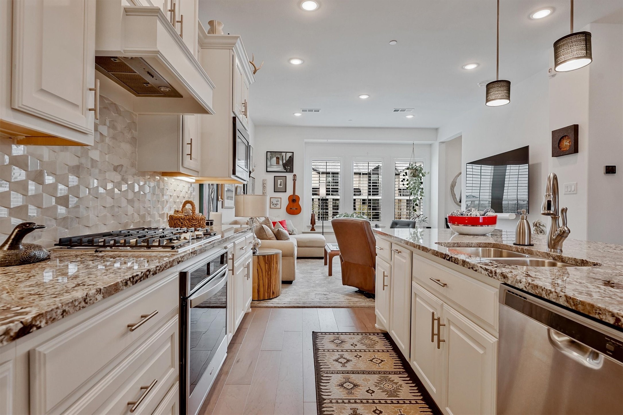 3706 Pelican Rest Way