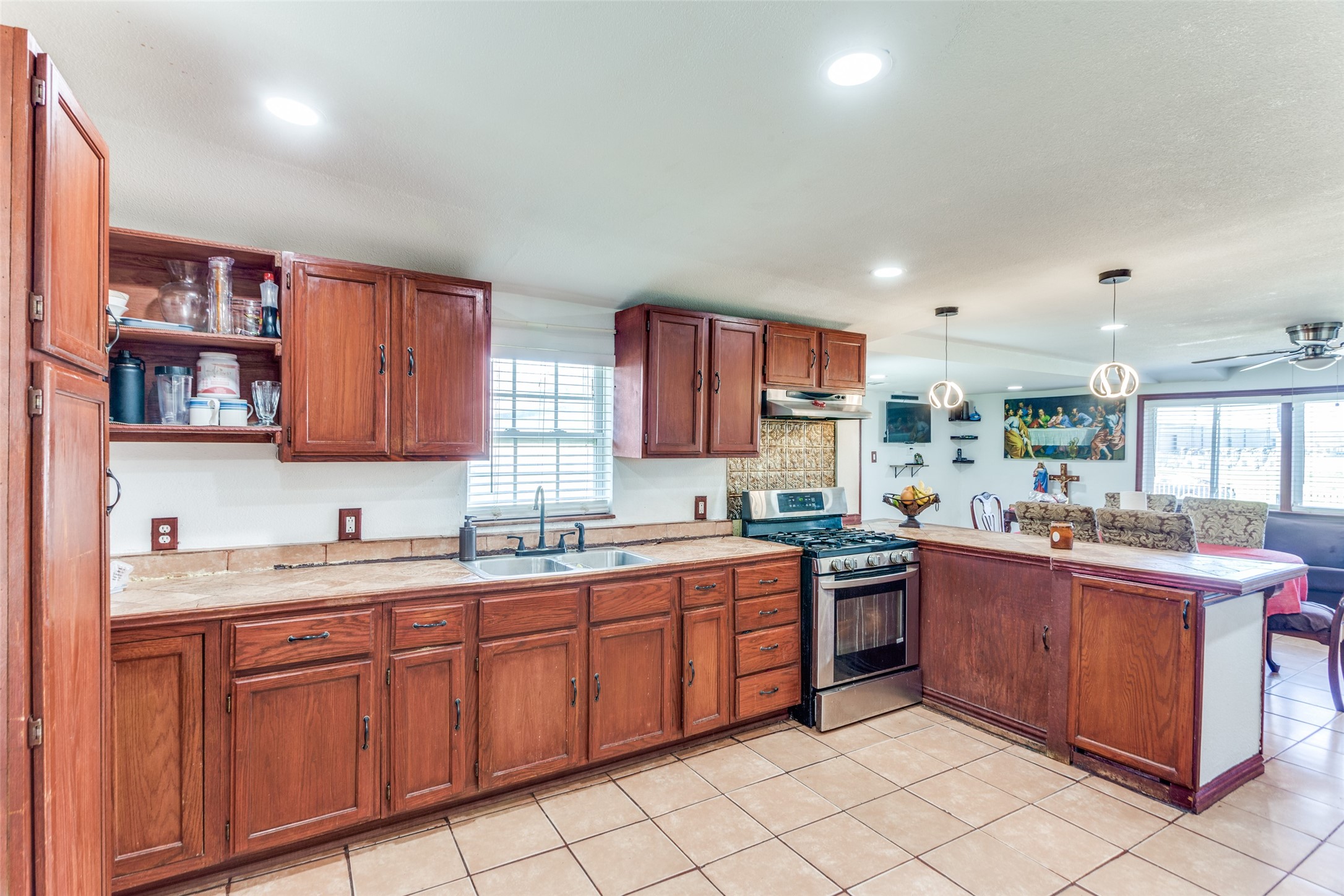 5720 Wilkes Drive