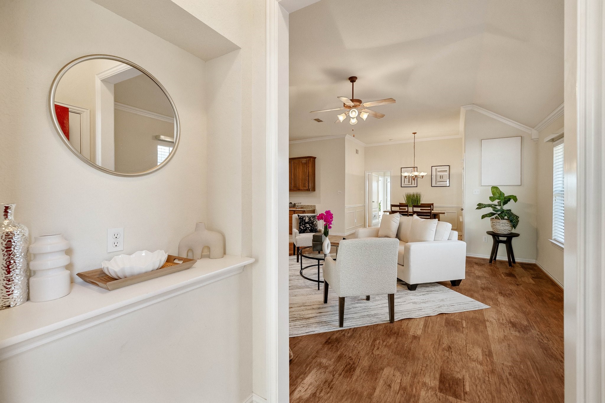 821 Claycourt Circle