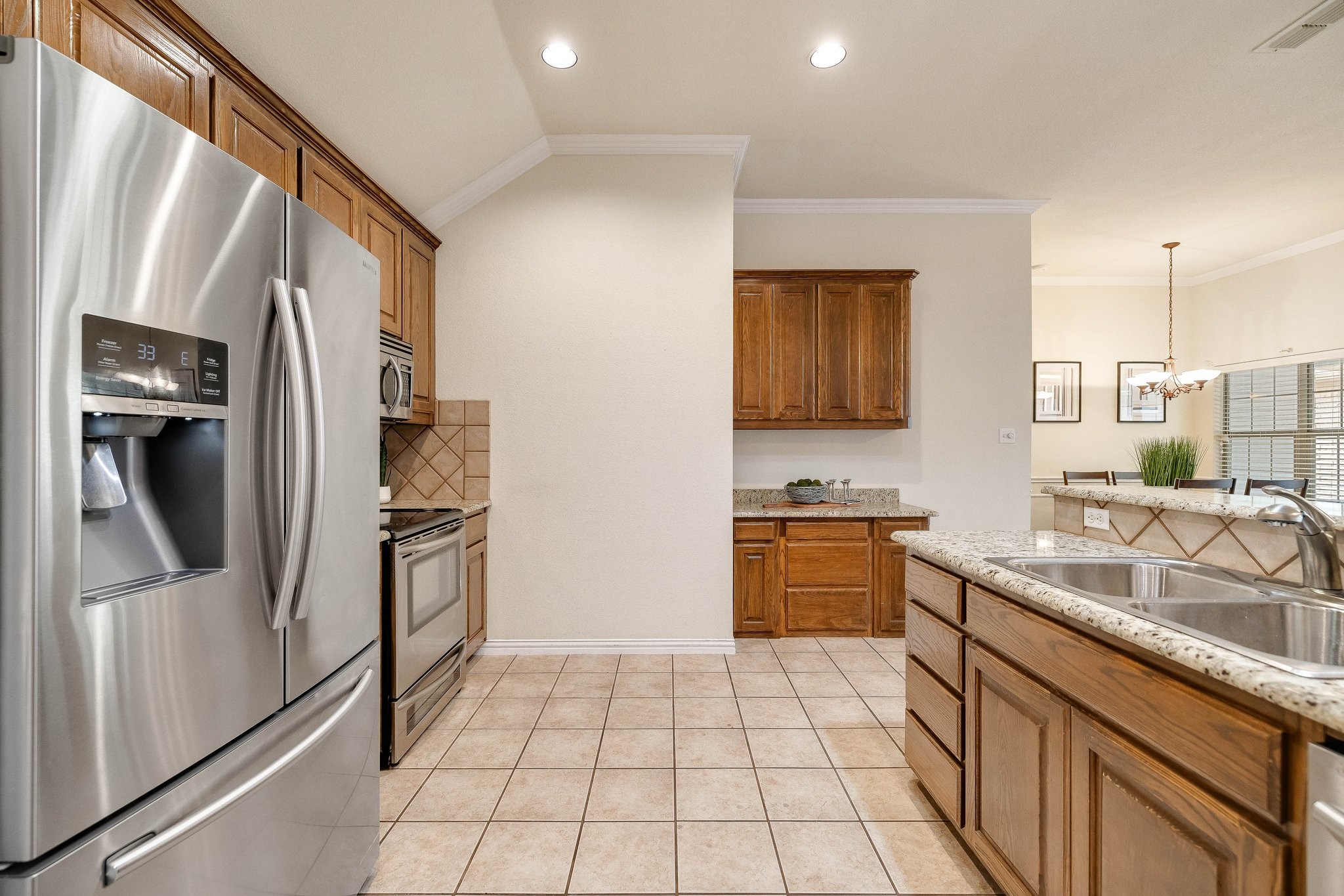 821 Claycourt Circle