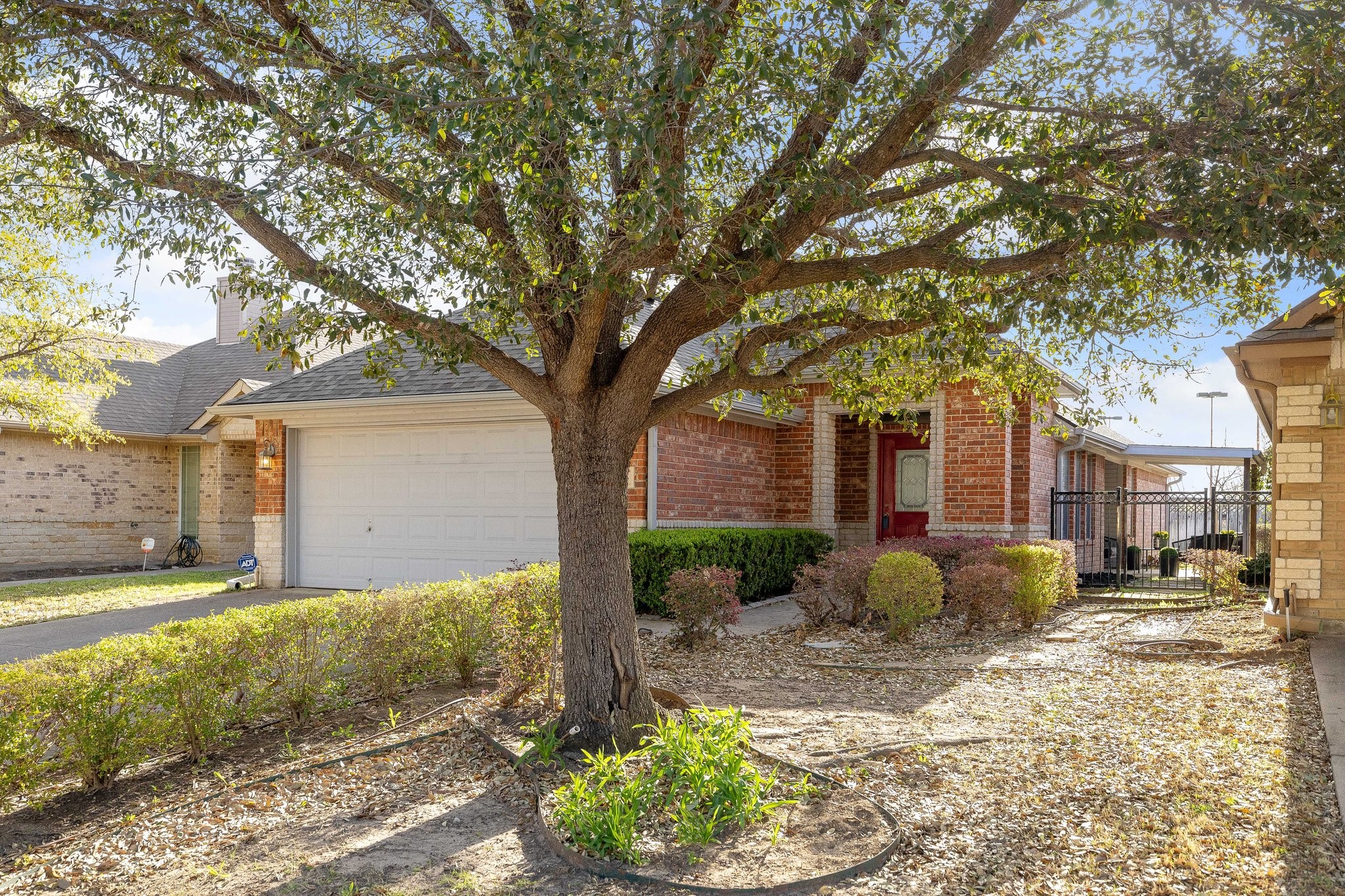 821 Claycourt Circle