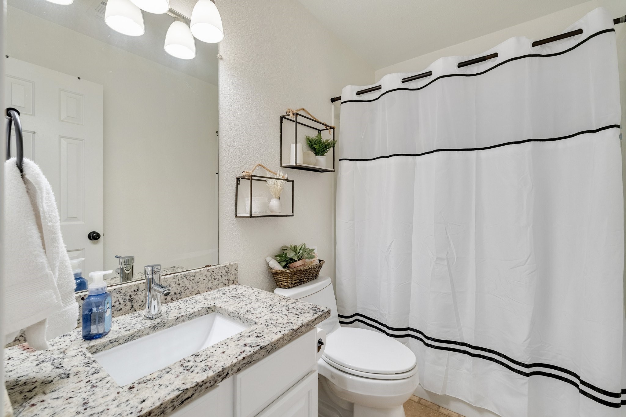 4490 Sue Ellen Drive