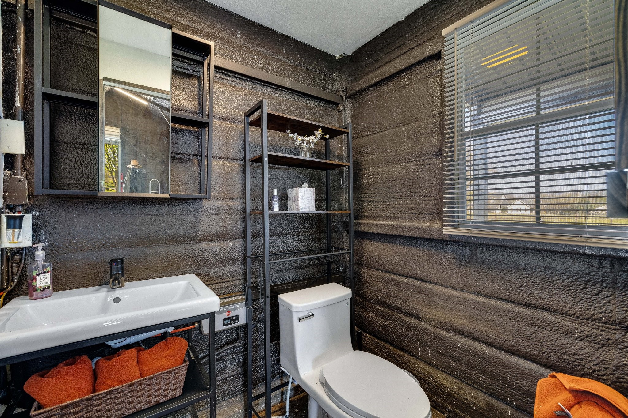 4490 Sue Ellen Drive