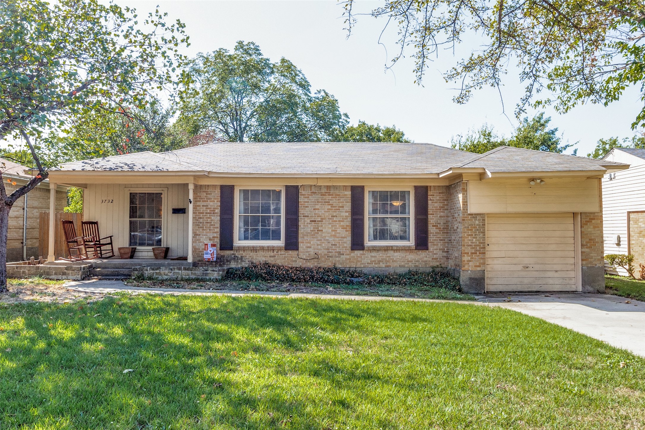 3732 Seguin Drive