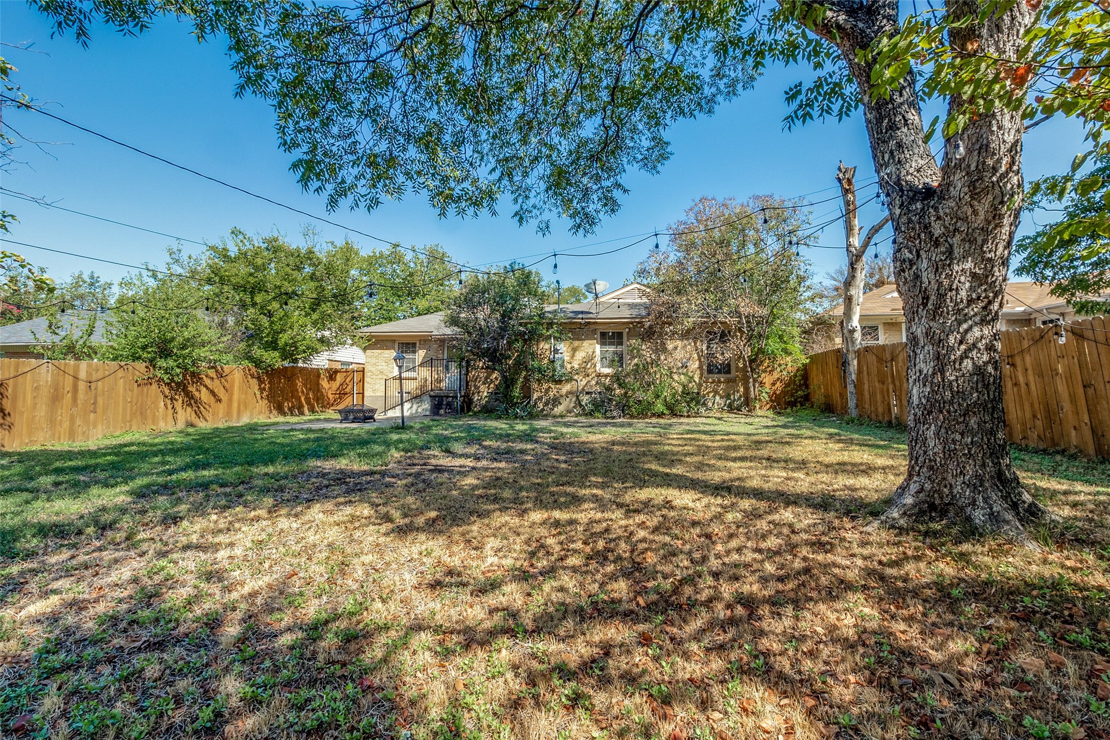 3732 Seguin Drive