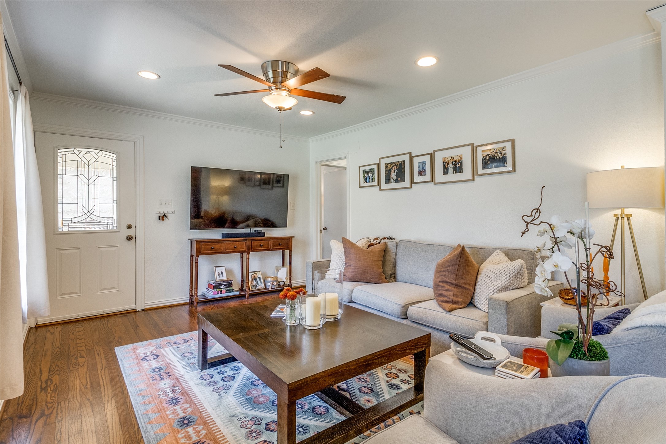 3732 Seguin Drive