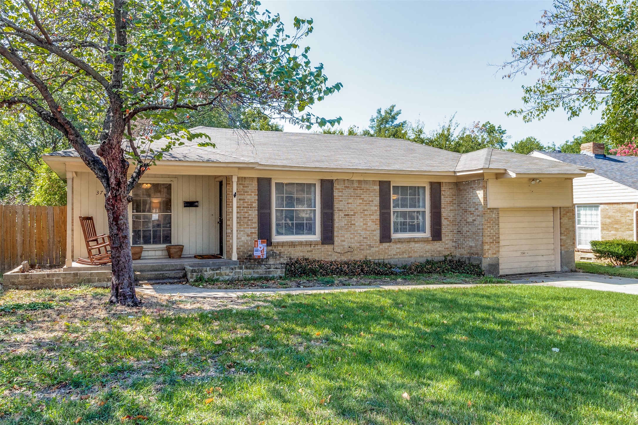 3732 Seguin Drive