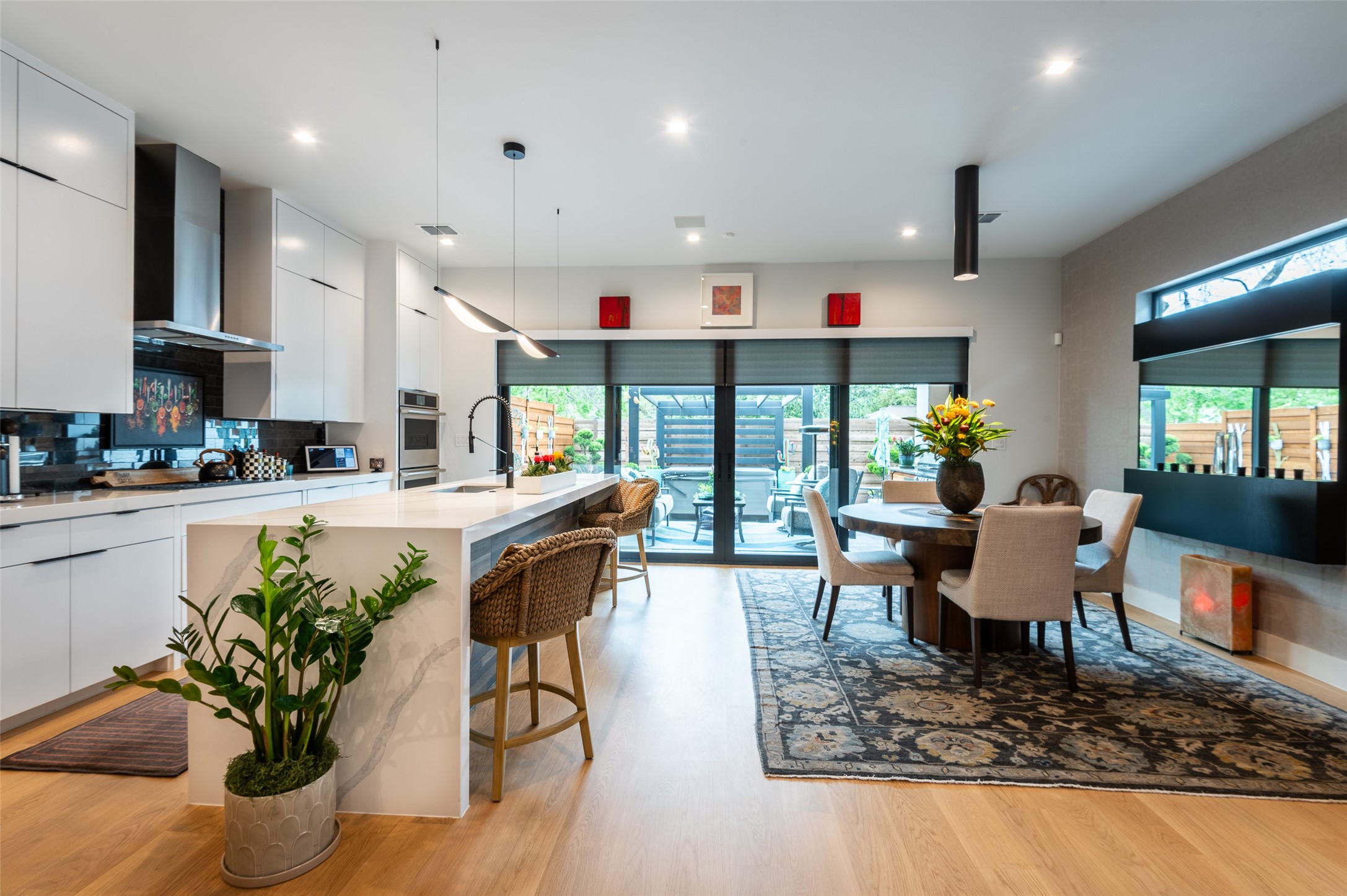 5139 Vandelia Street