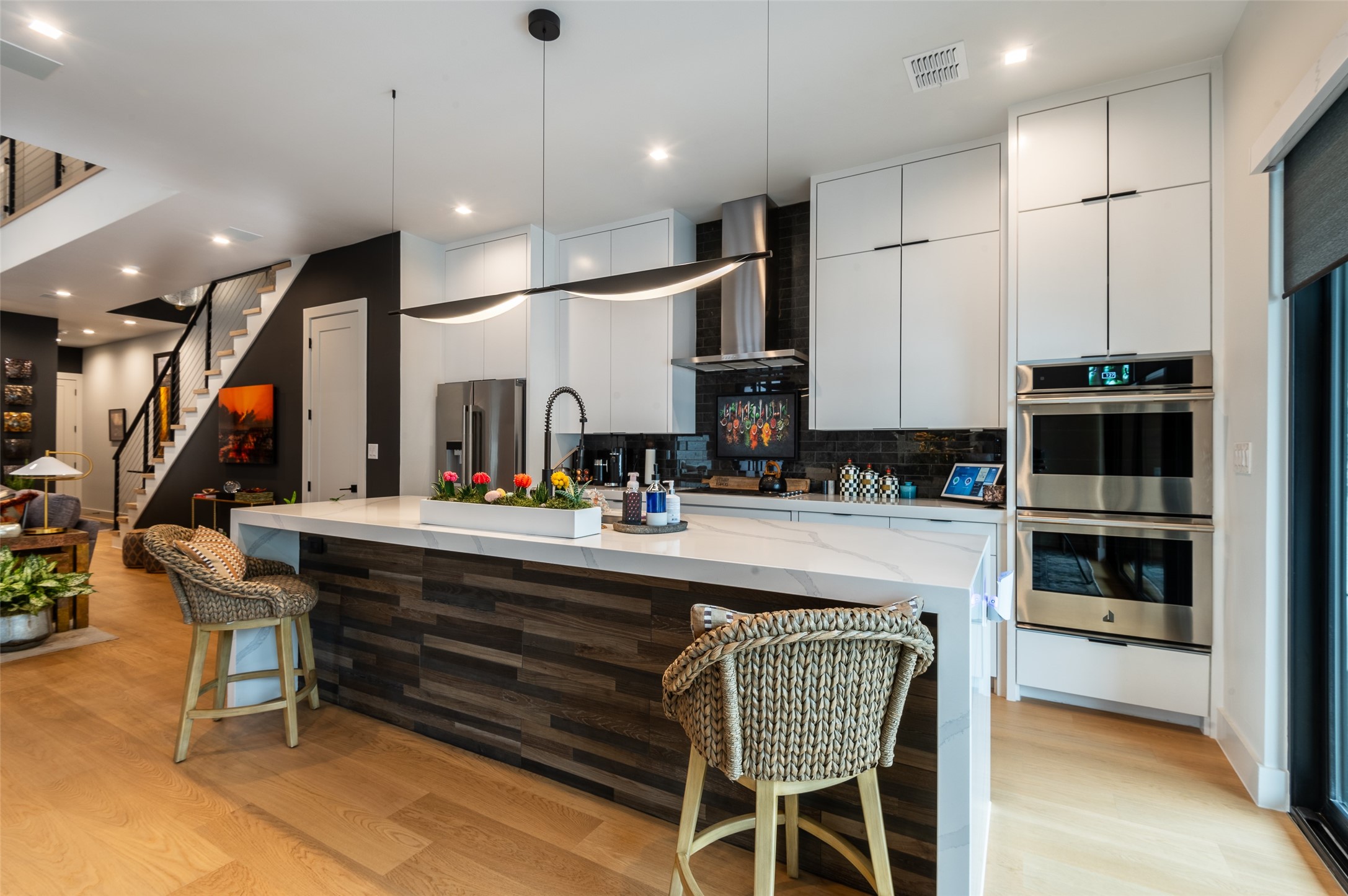 5139 Vandelia Street