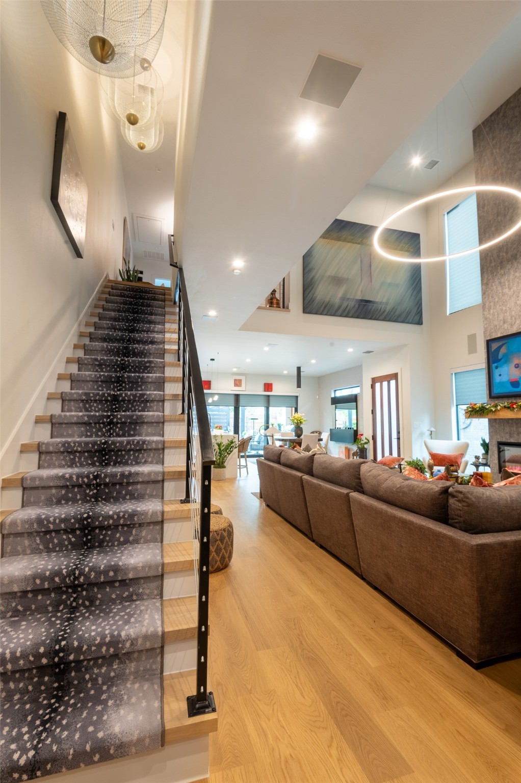 5139 Vandelia Street