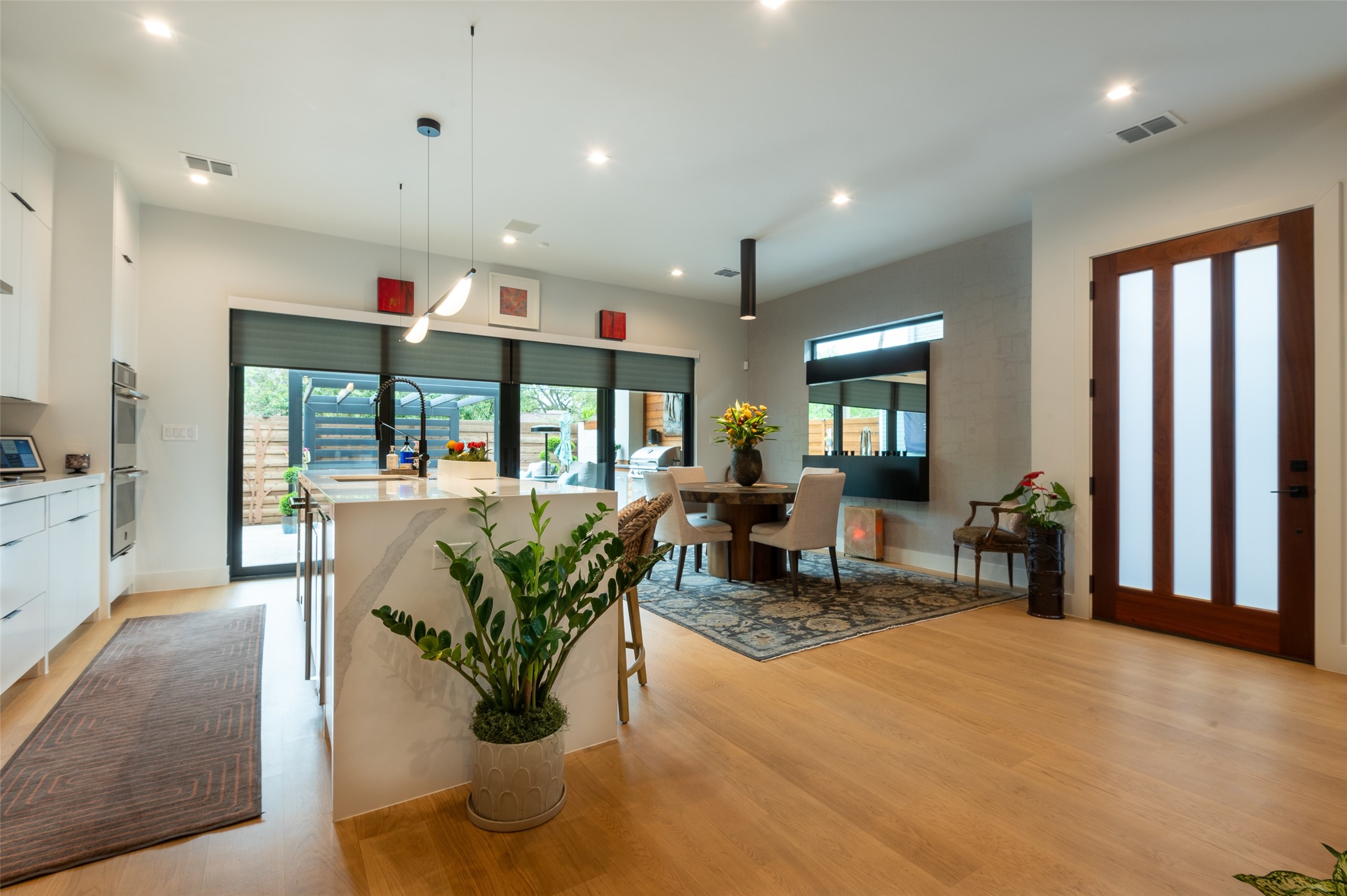 5139 Vandelia Street