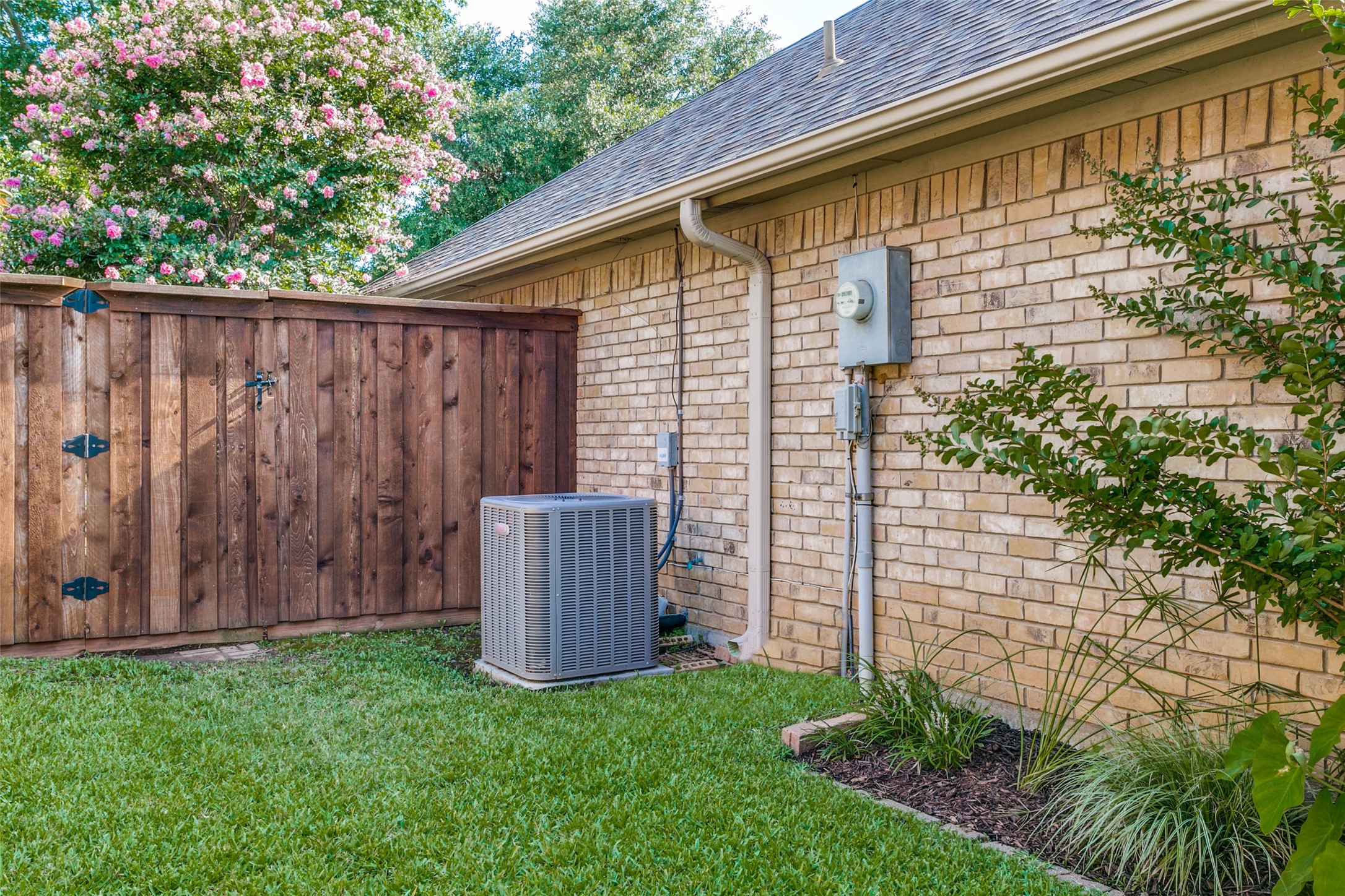 1204 Brookshire Drive