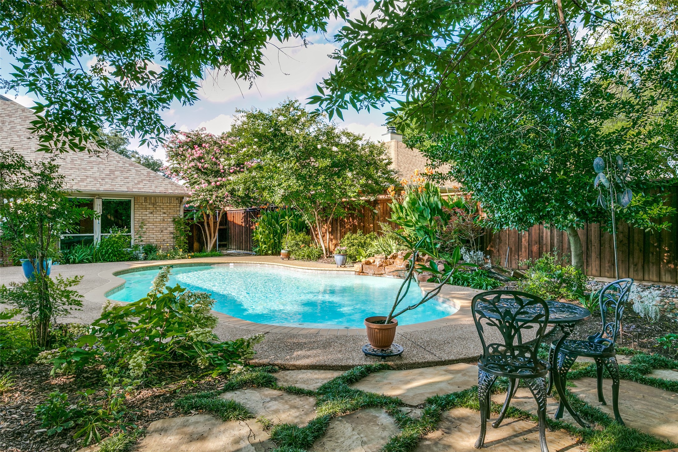 1204 Brookshire Drive