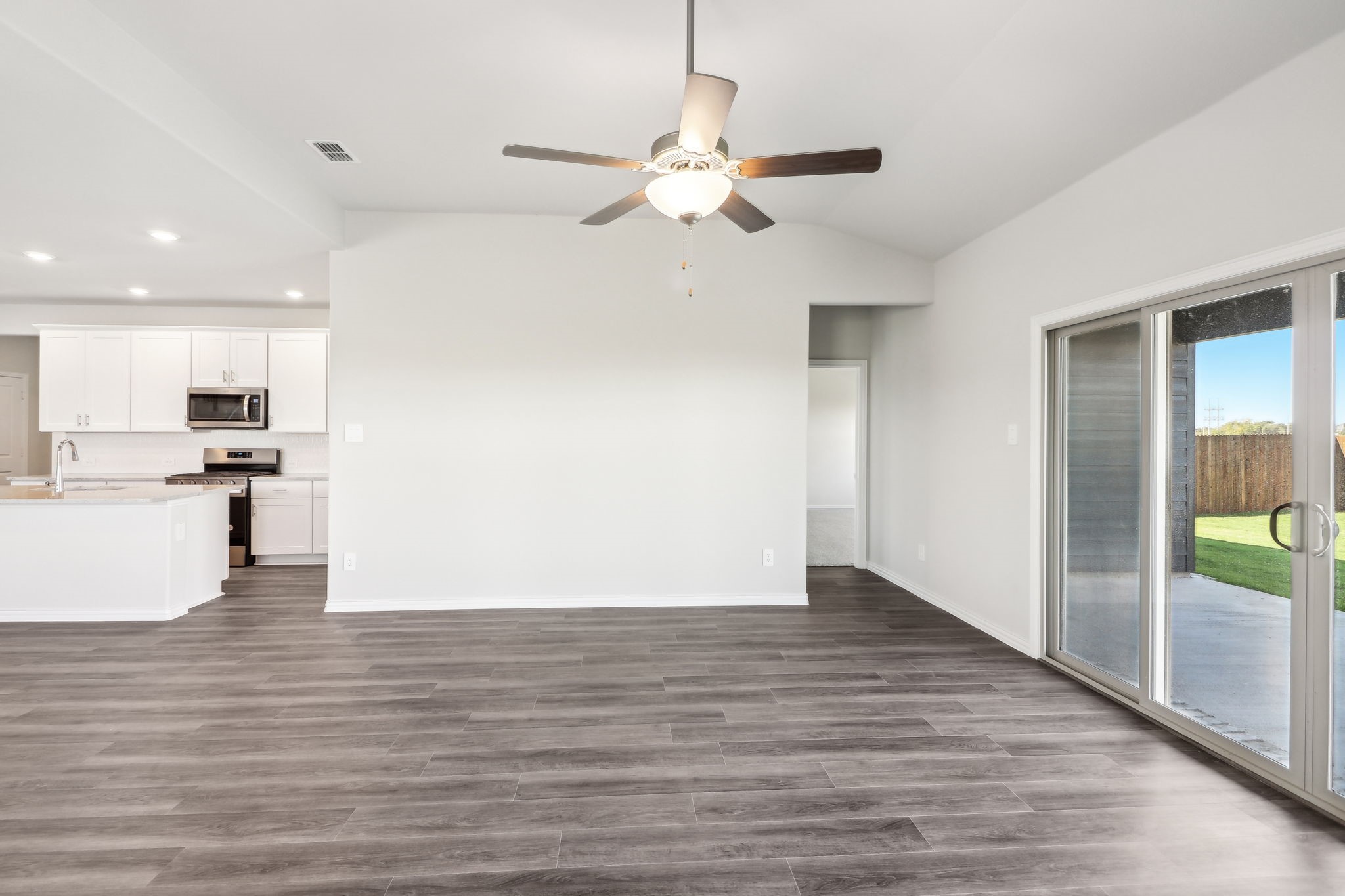 2020 Stallion Street