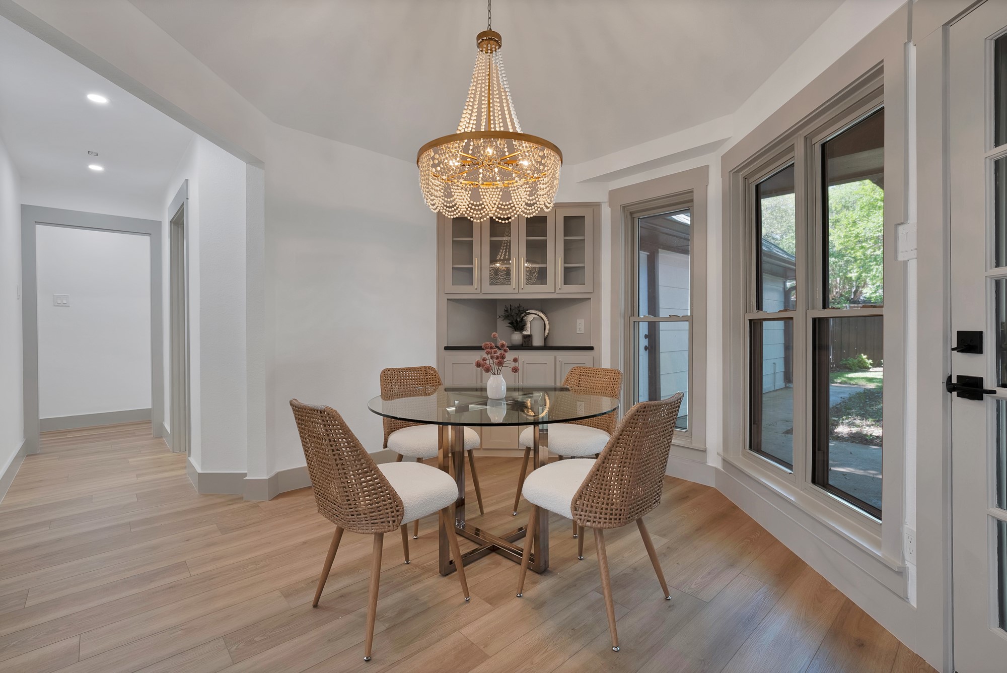9943 Chimney Hill Lane