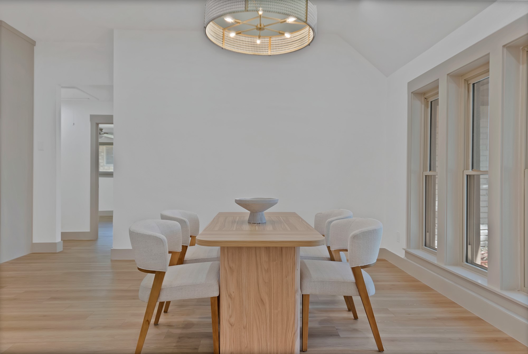 9943 Chimney Hill Lane