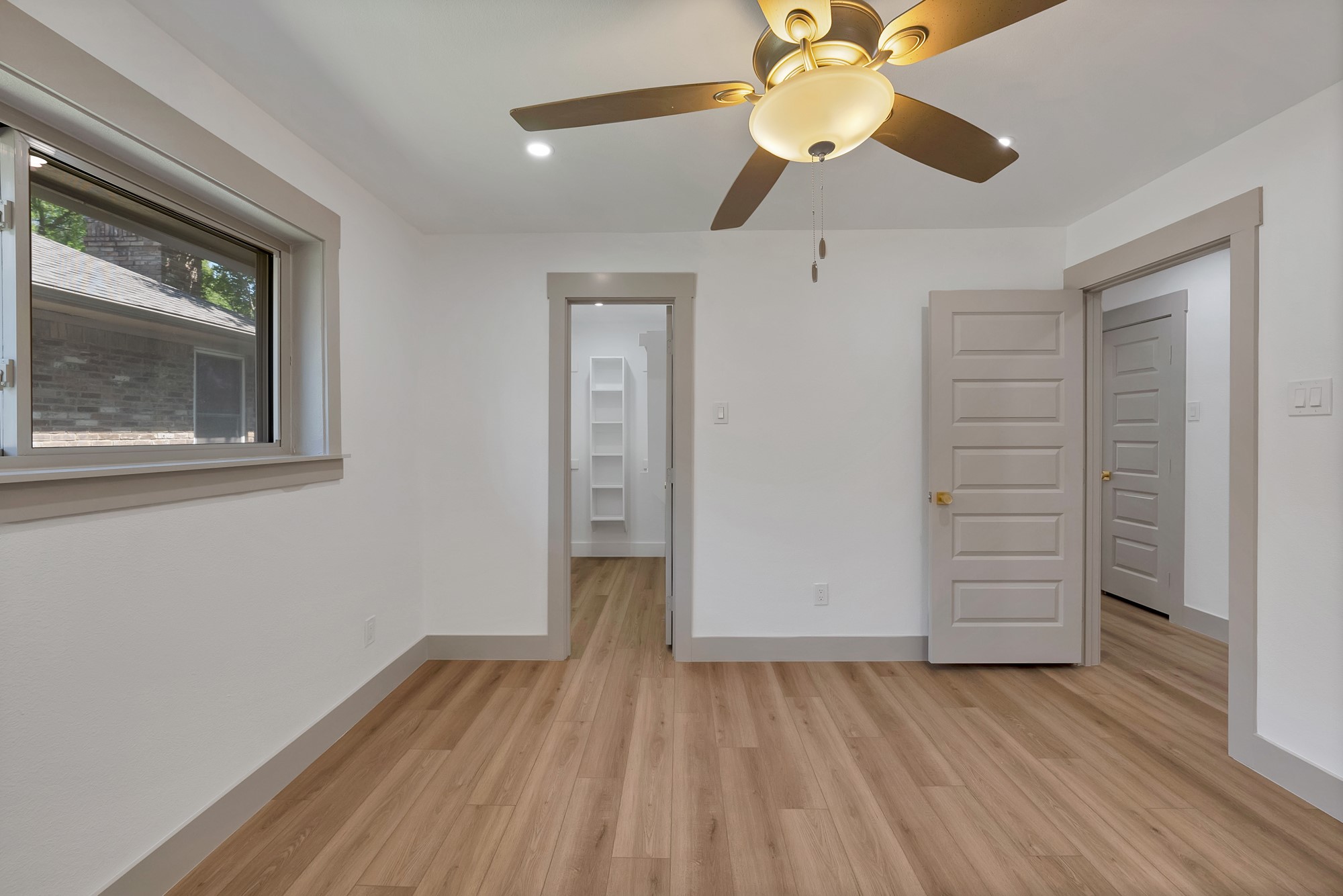 9943 Chimney Hill Lane