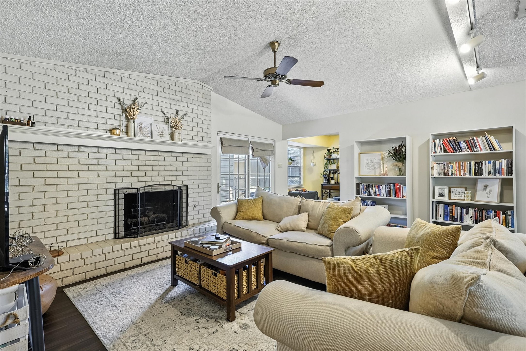 432 Sandy Trail