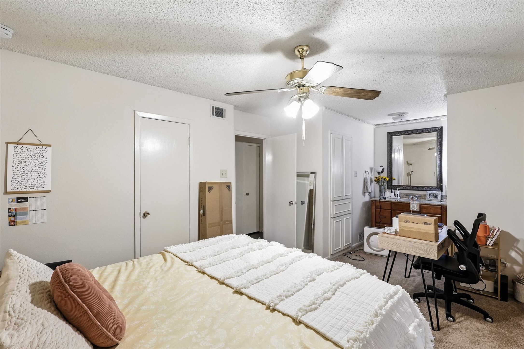 432 Sandy Trail