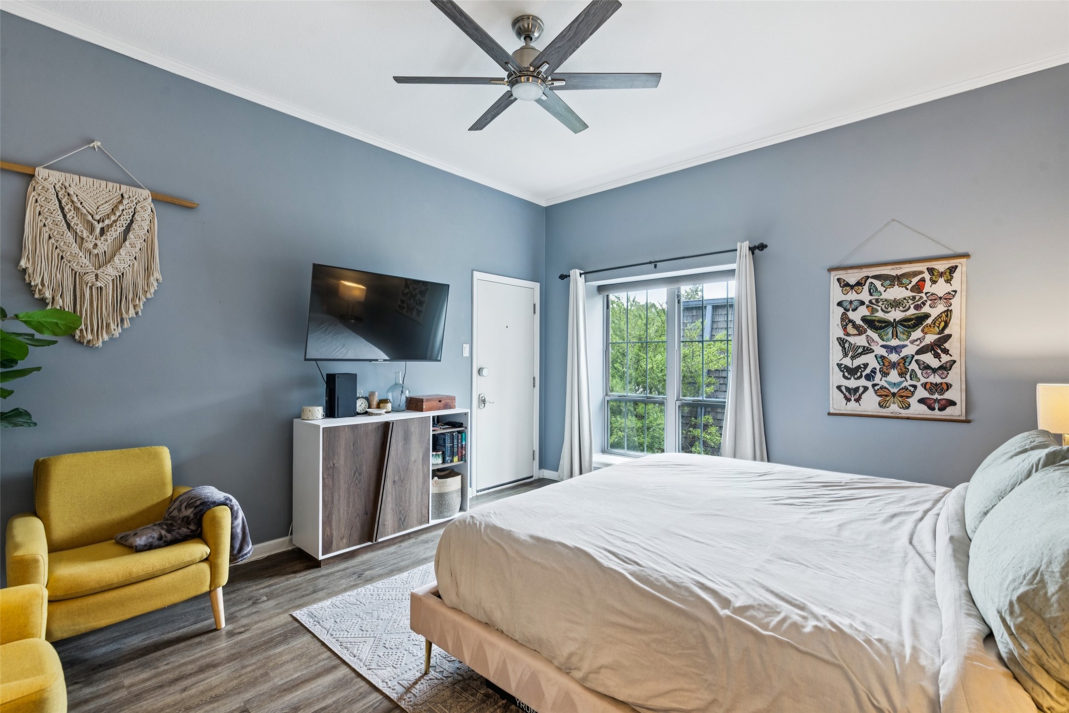 5031 Cedar Springs Road 202