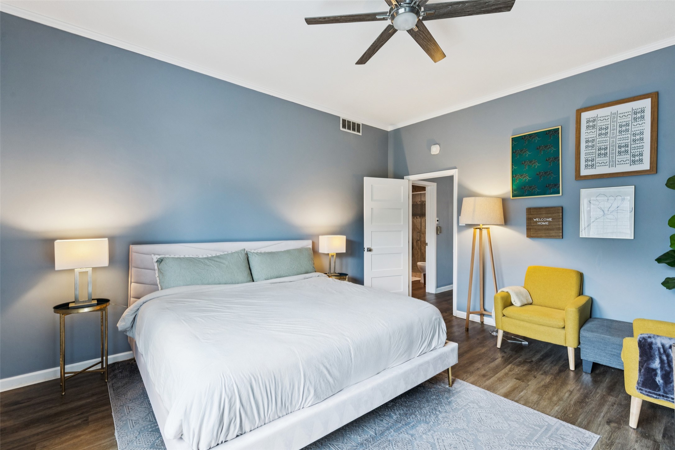 5031 Cedar Springs Road 202