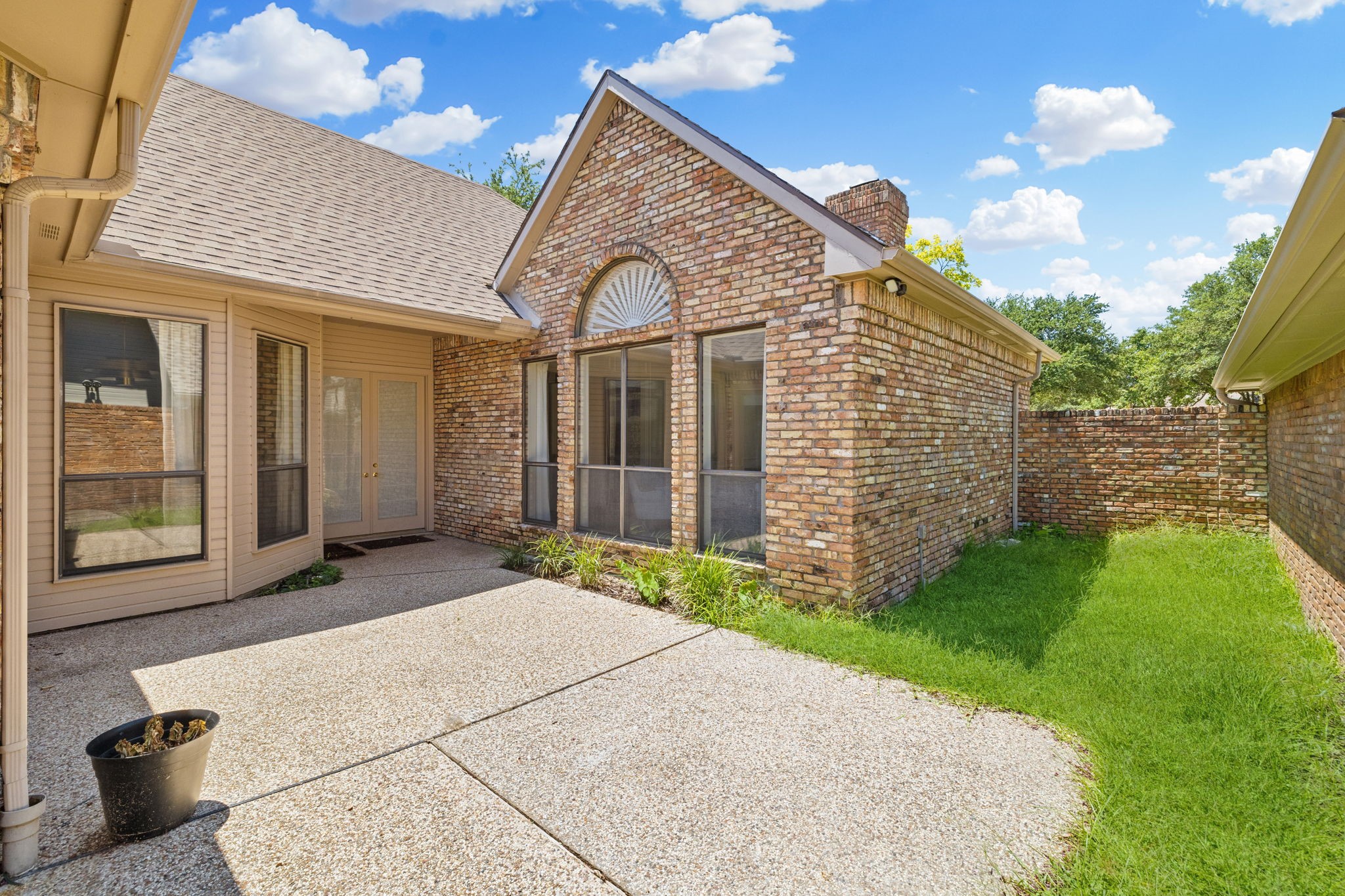 17624 Windflower Way