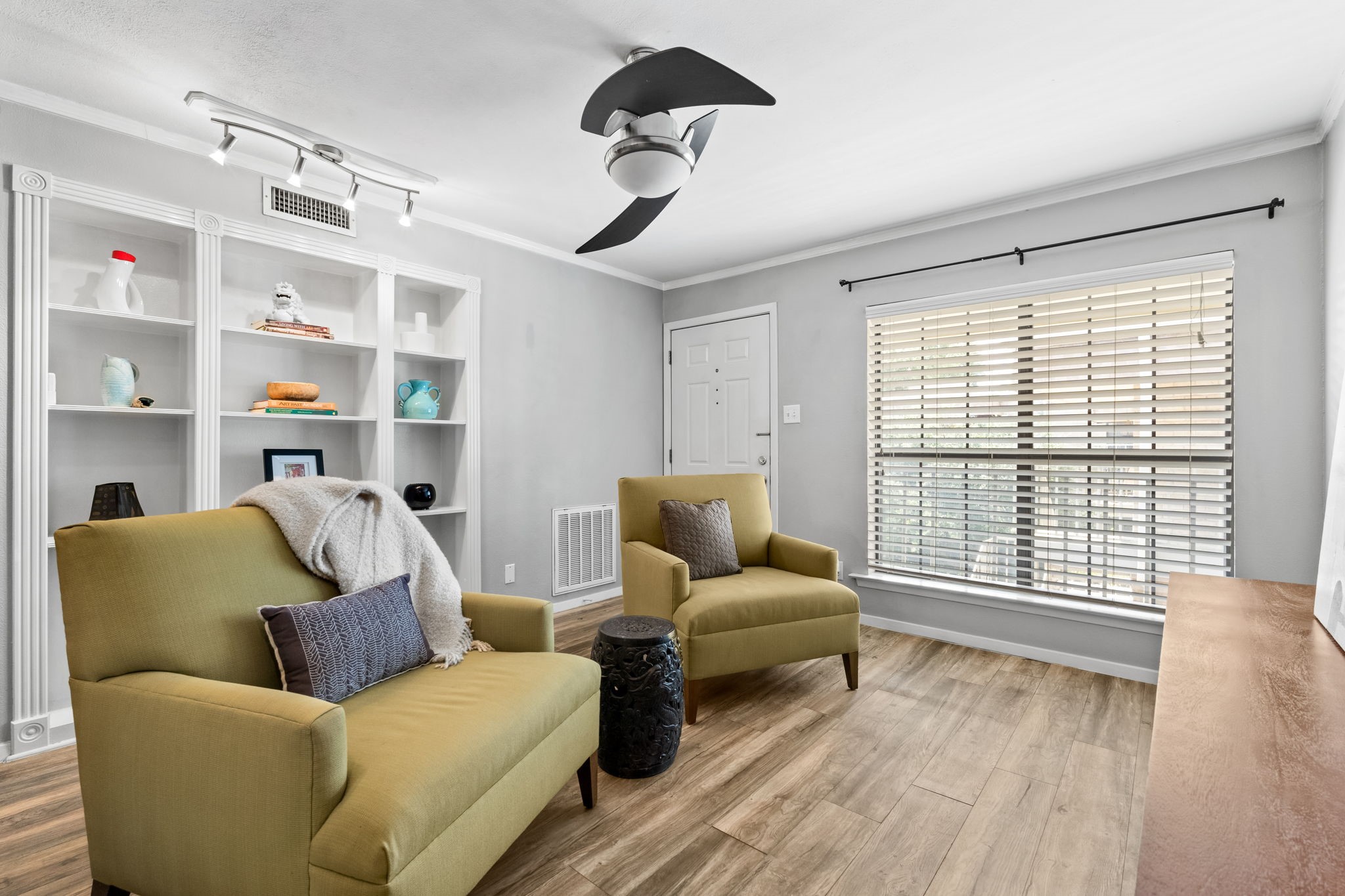 5924 Birchbrook Drive 210