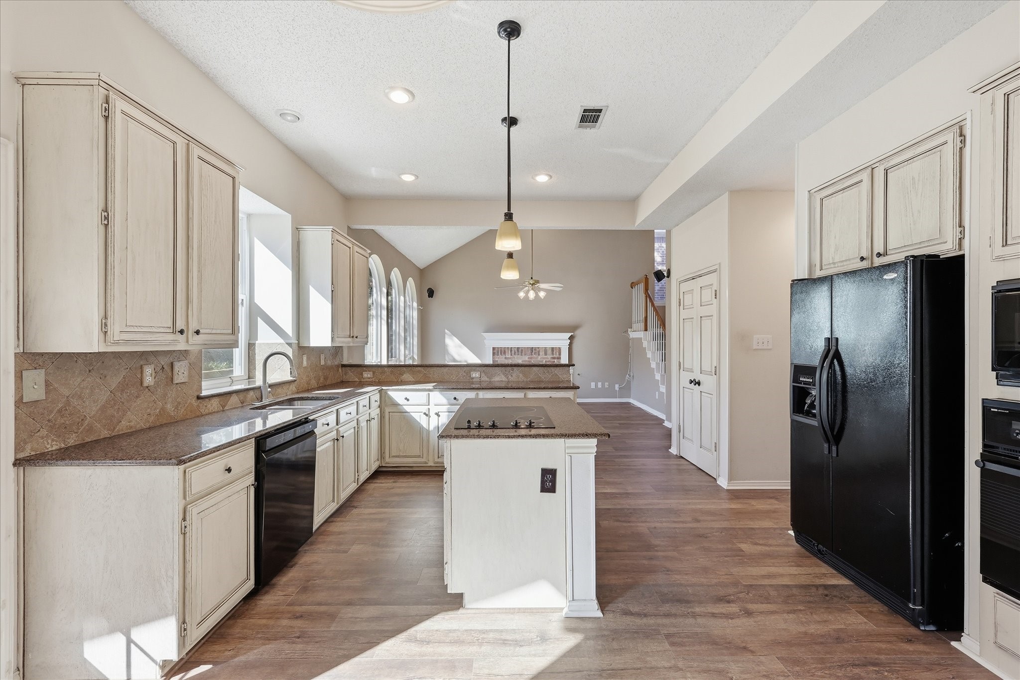 4112 Colony View Lane