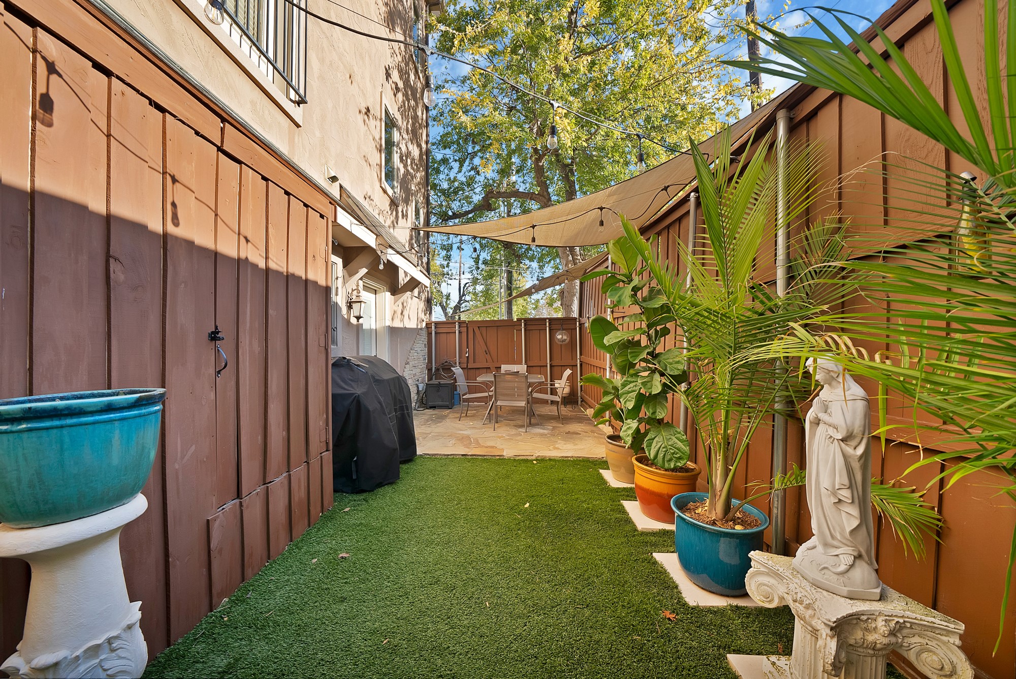 4515 Lafayette Street 1