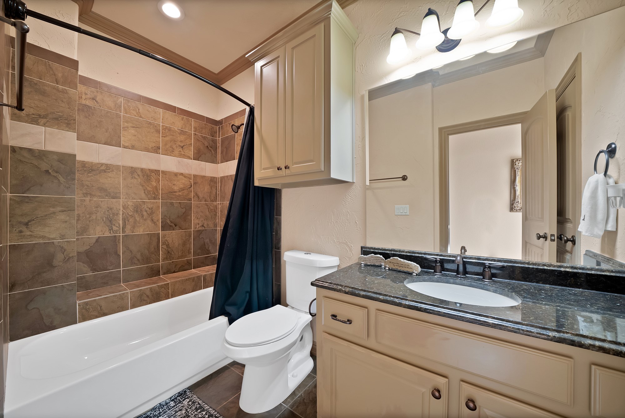 4515 Lafayette Street 1