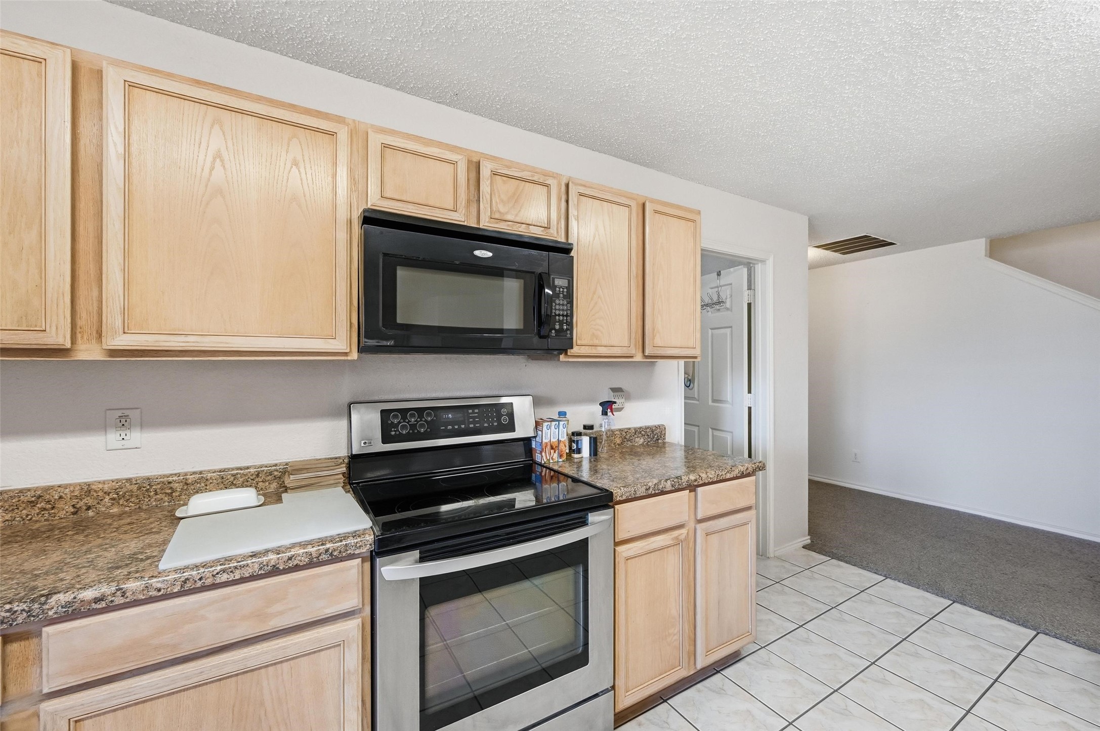 2215 Coyote Trail