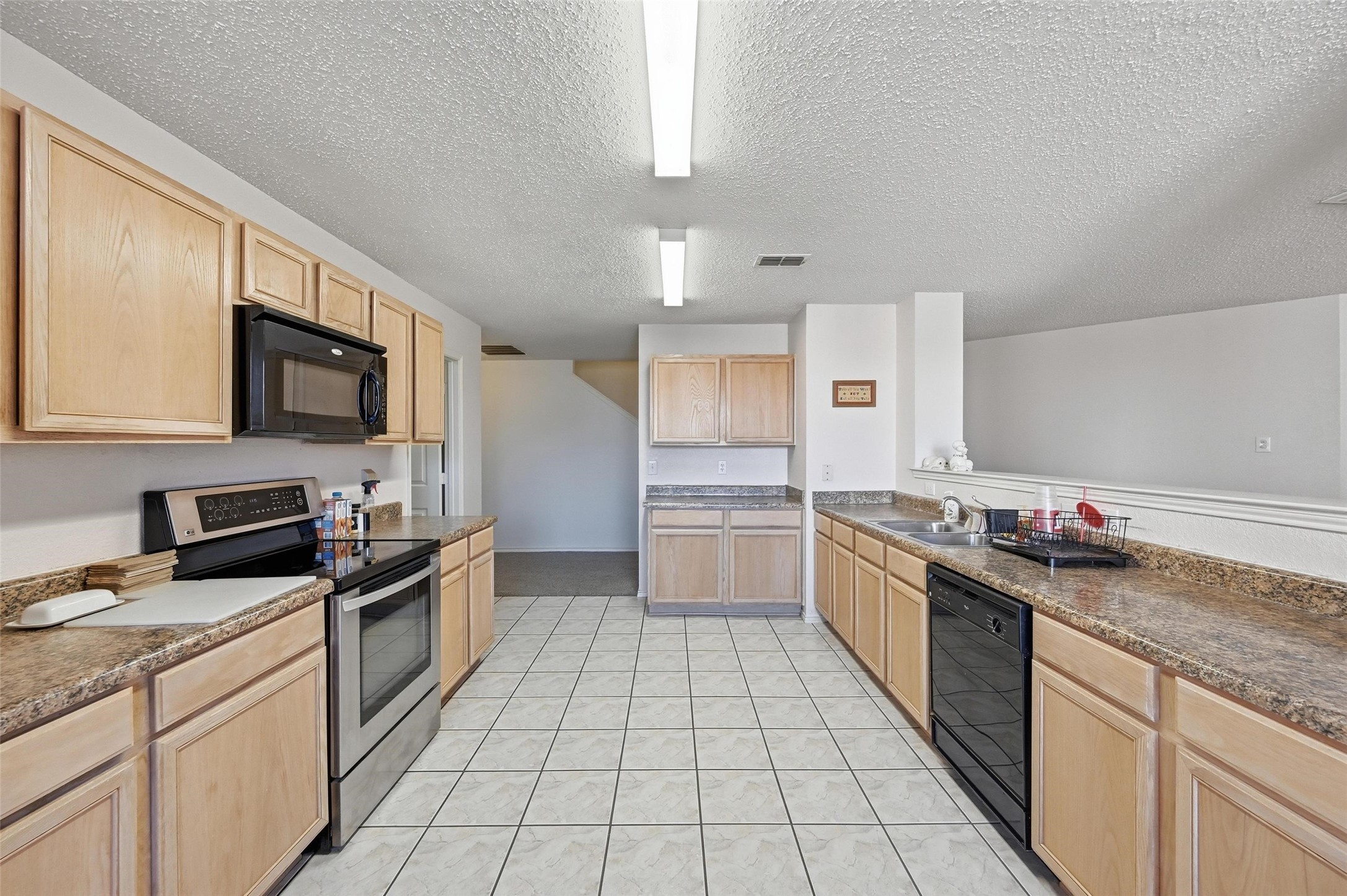 2215 Coyote Trail