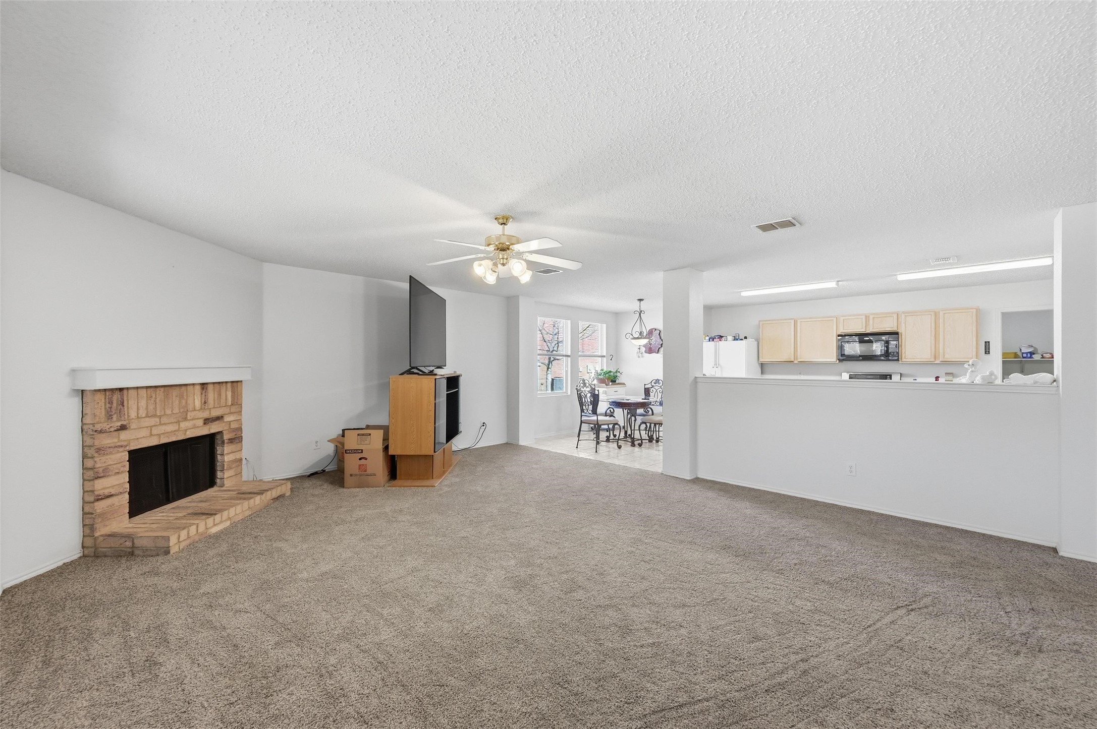 2215 Coyote Trail