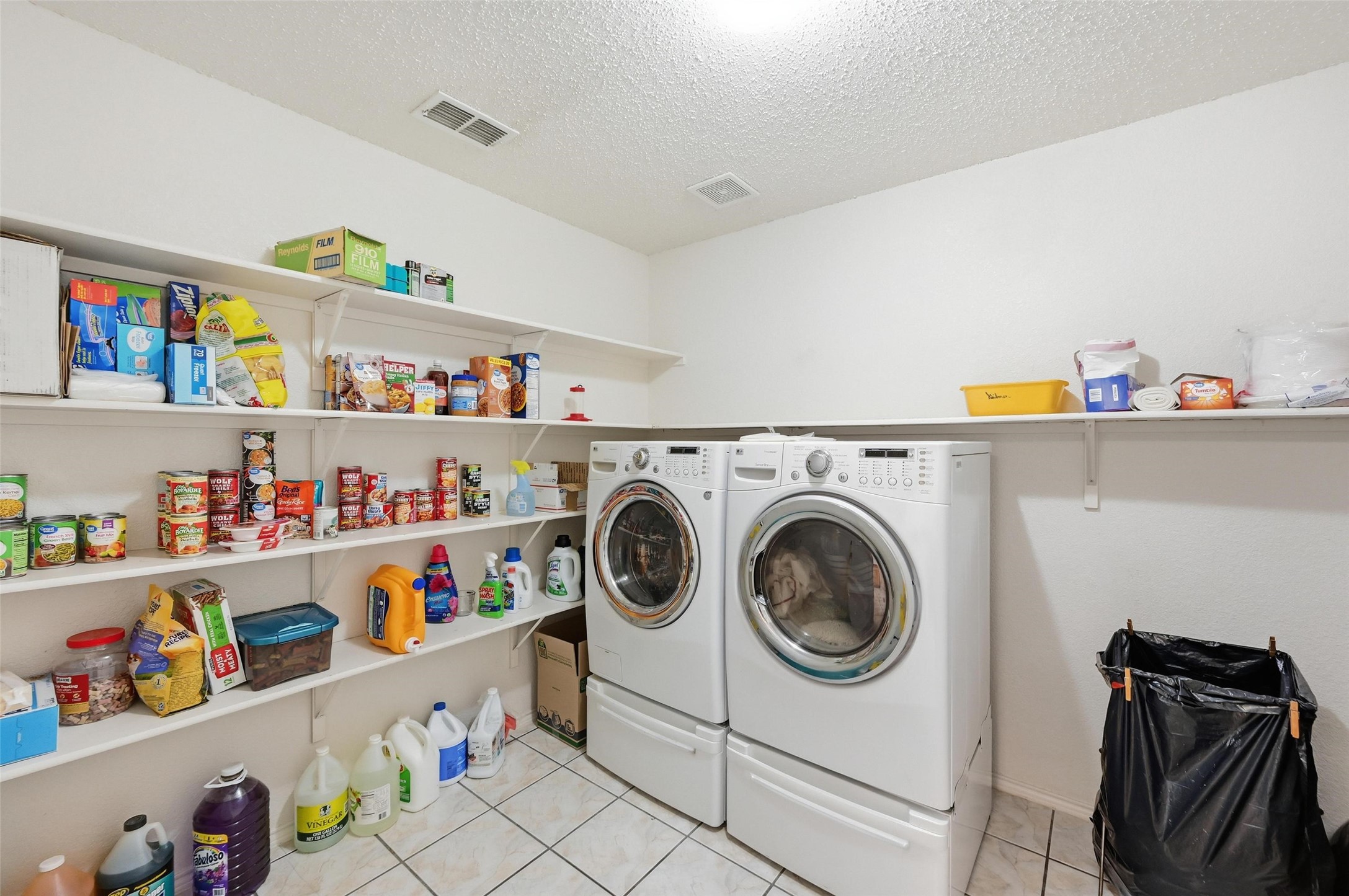 2215 Coyote Trail