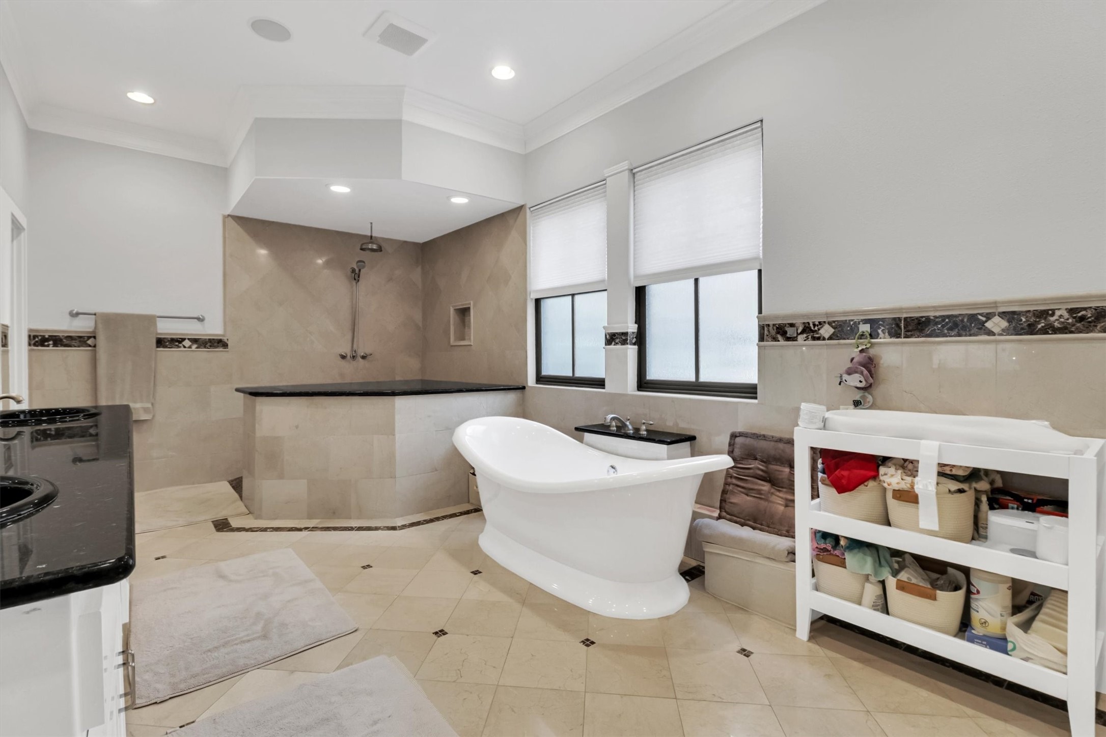 4330 Gilbert Avenue C