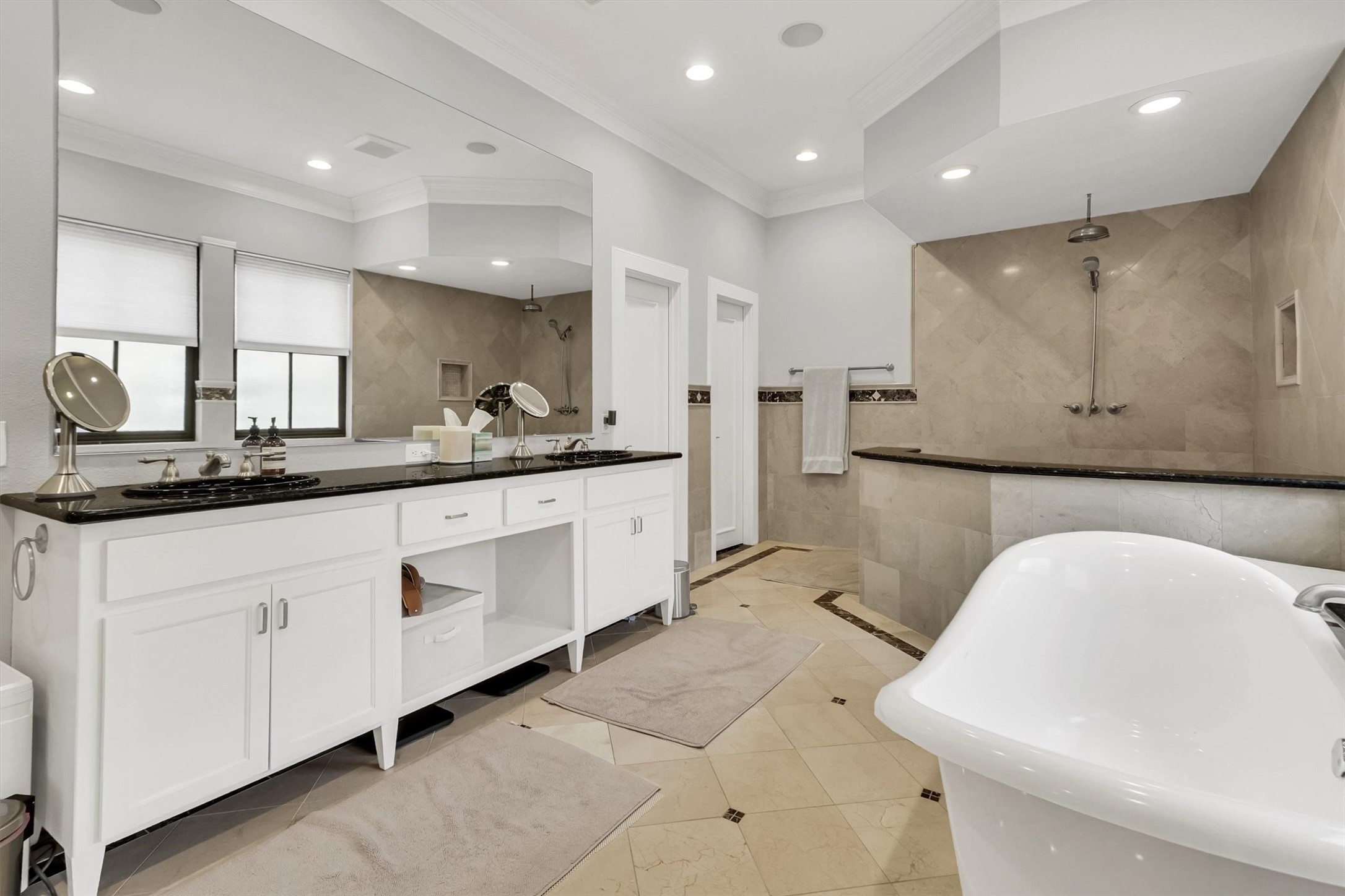 4330 Gilbert Avenue C