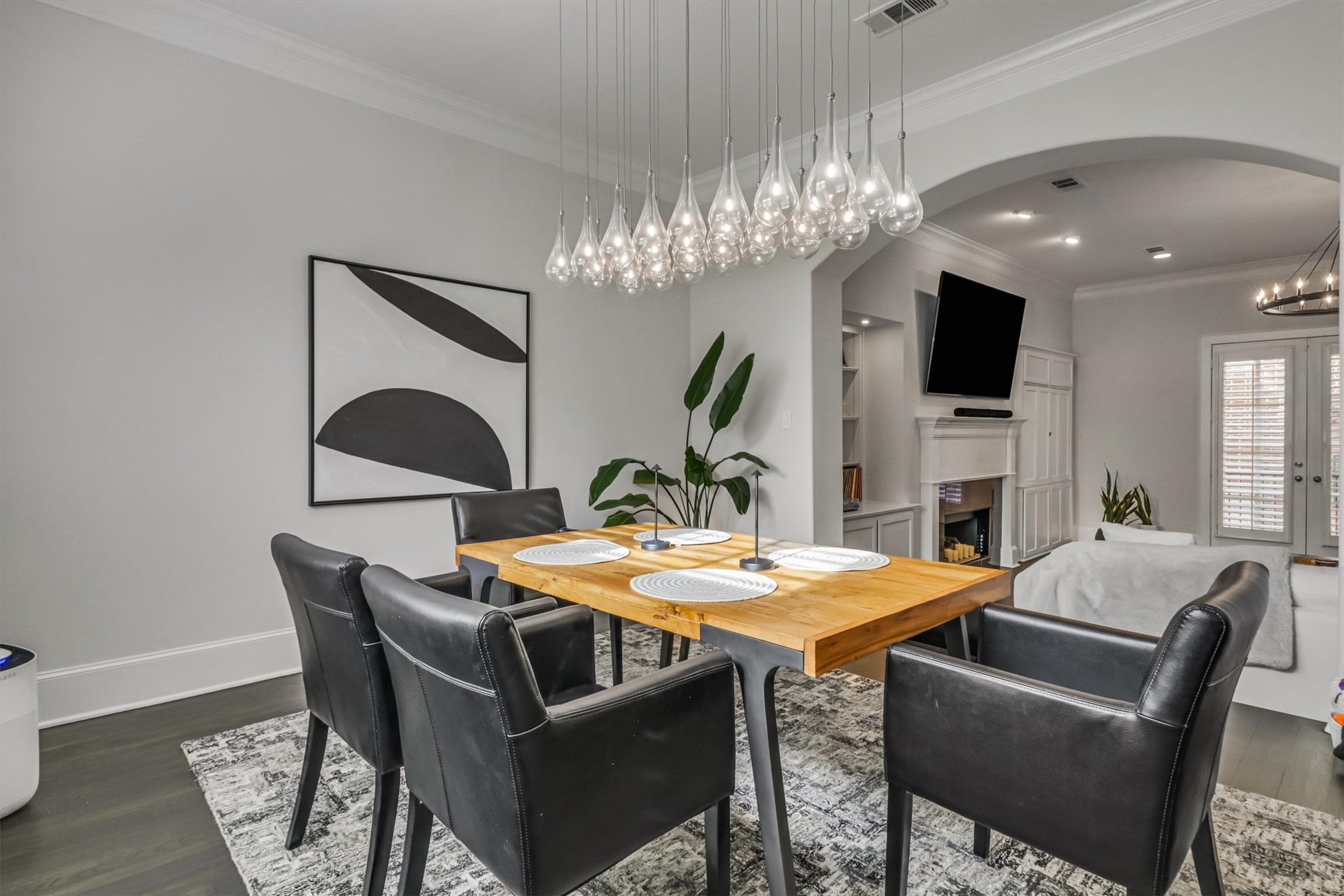 4330 Gilbert Avenue C