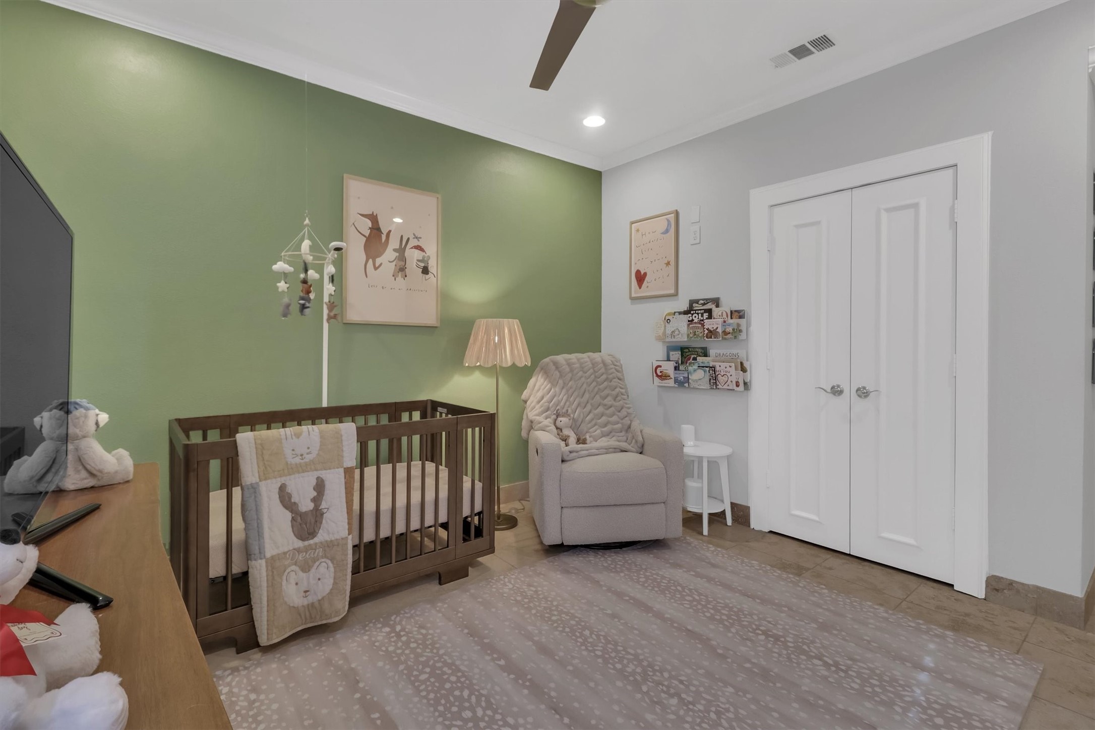 4330 Gilbert Avenue C