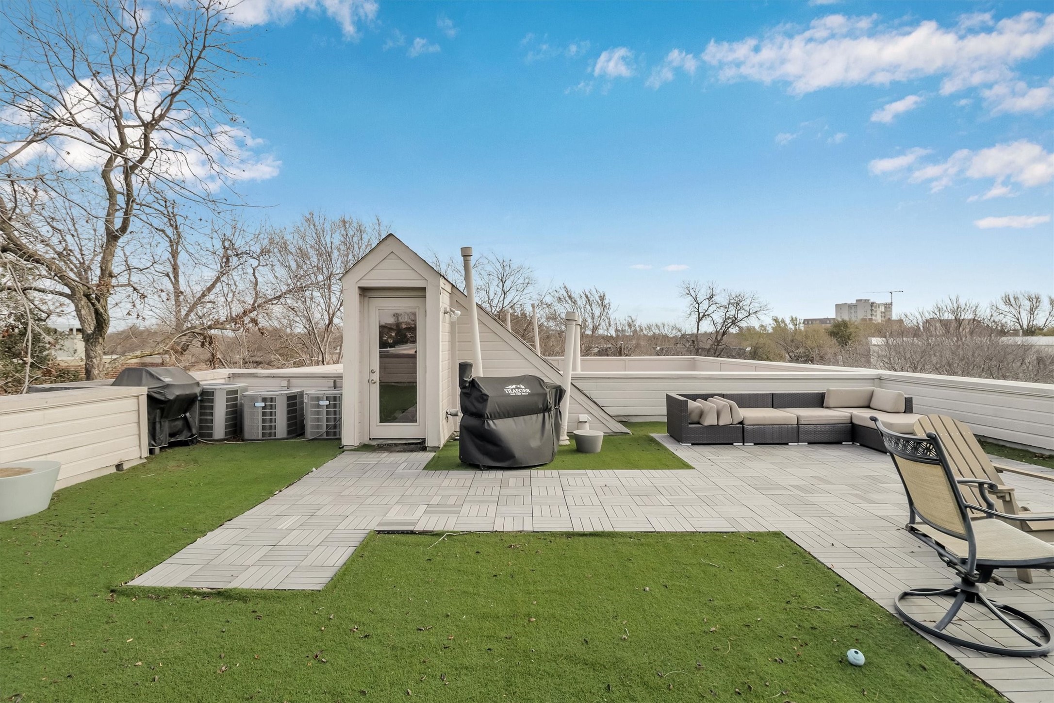 4330 Gilbert Avenue C