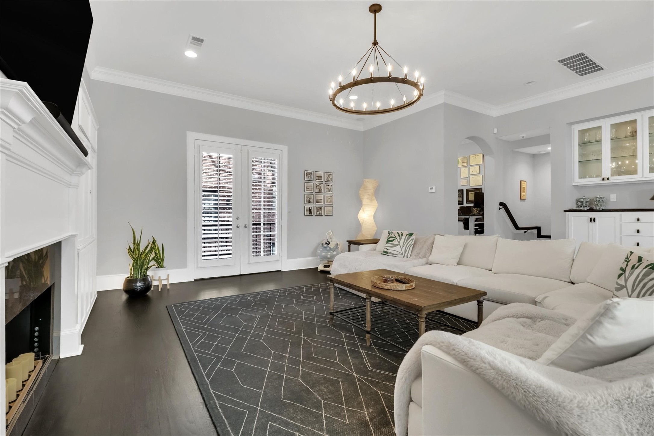 4330 Gilbert Avenue C