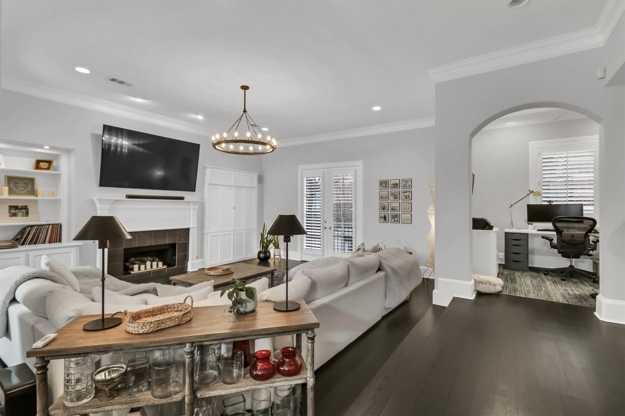 4330 Gilbert Avenue C