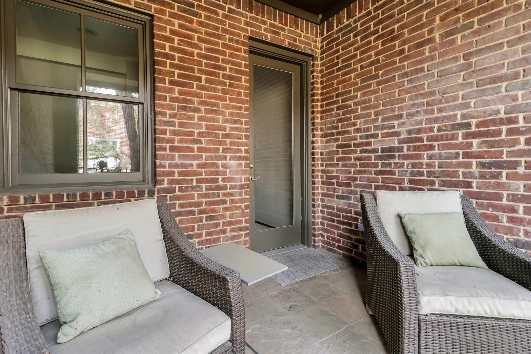 4330 Gilbert Avenue C