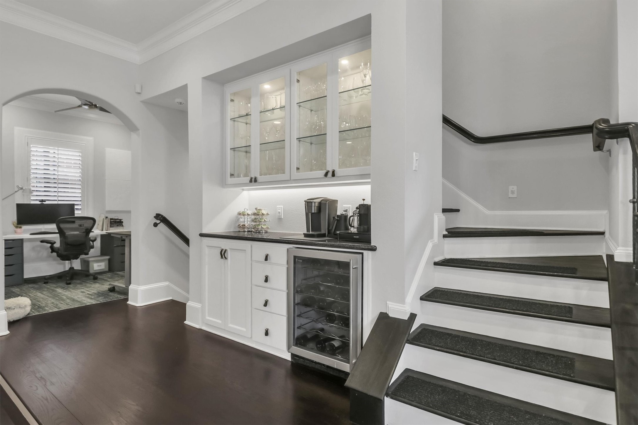 4330 Gilbert Avenue C