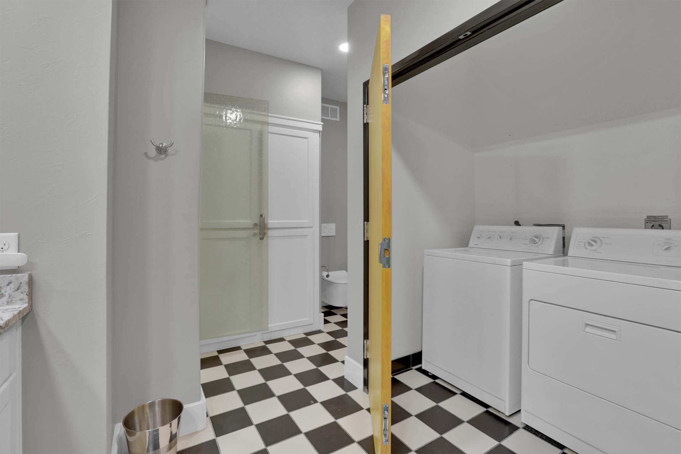 3575 Lone Star Circle 1004