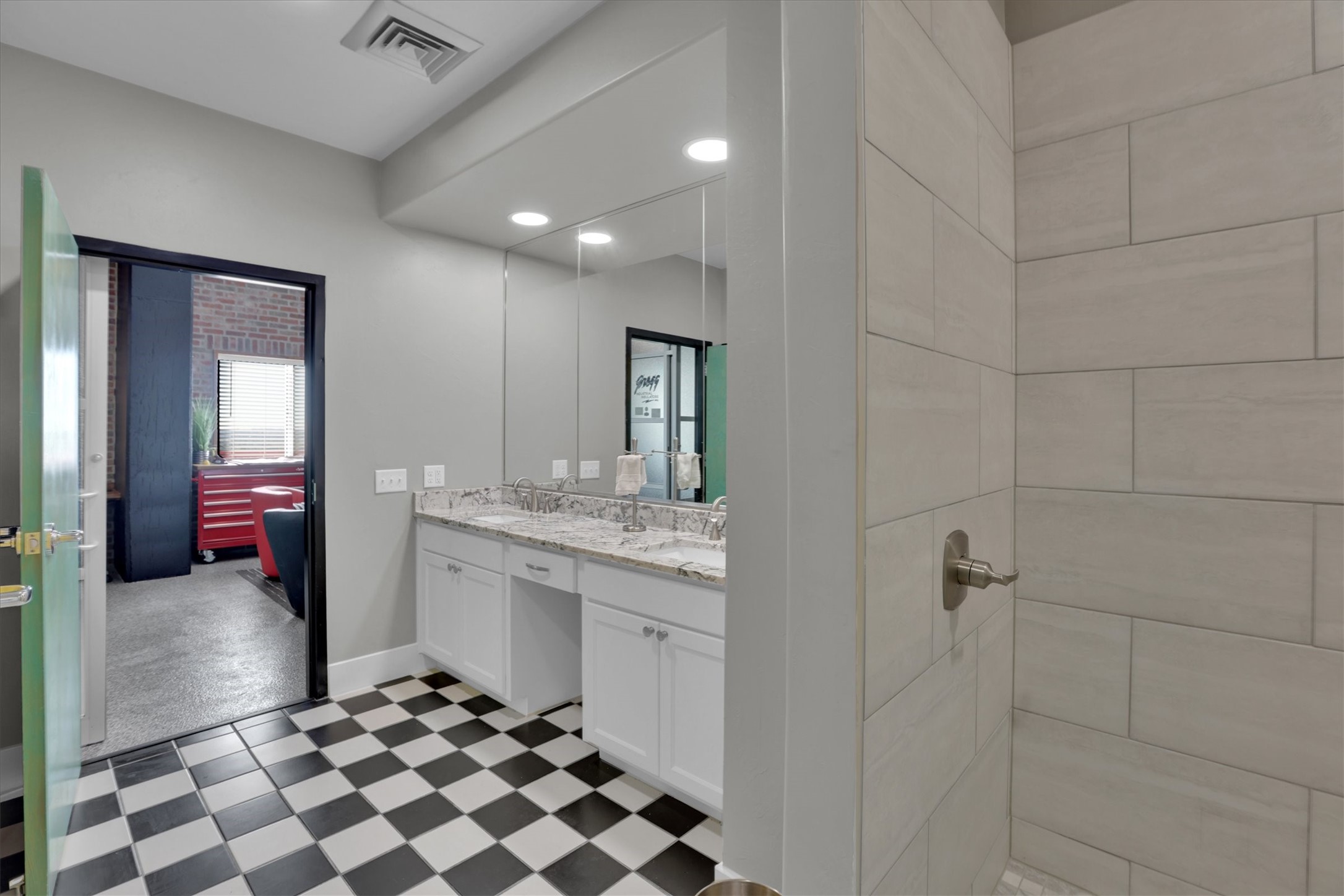 3575 Lone Star Circle 1004