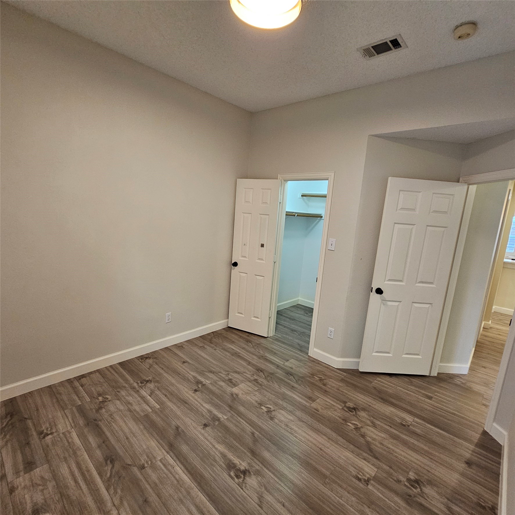 2817 Oleander Drive